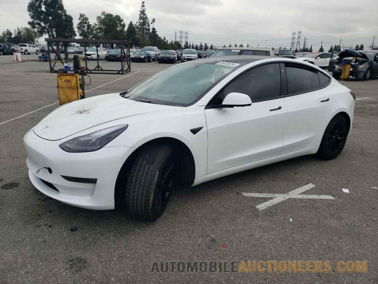 5YJ3E1EB3NF360323 TESLA MODEL 3 2022