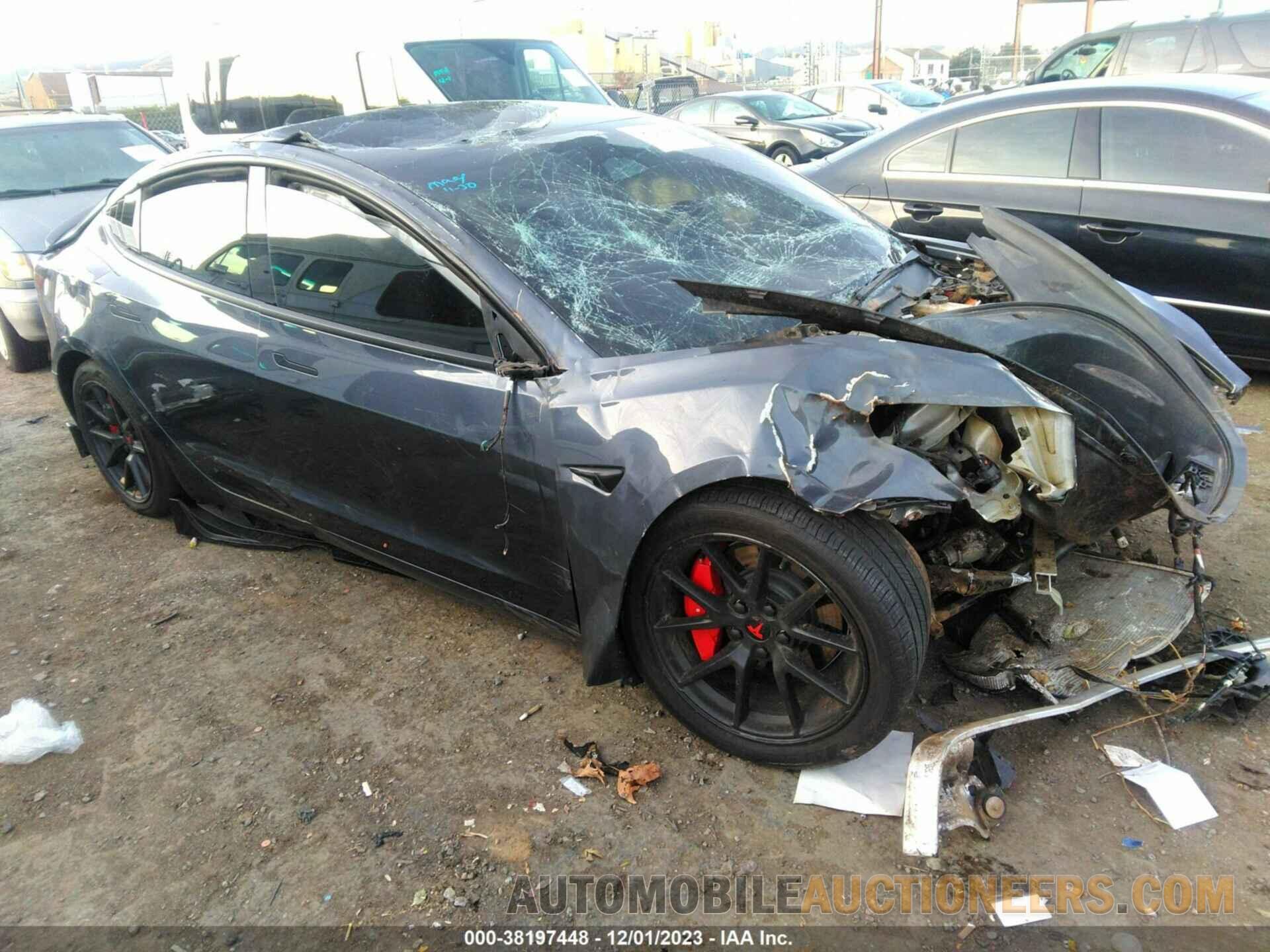 5YJ3E1EB3NF365618 TESLA MODEL 3 2022