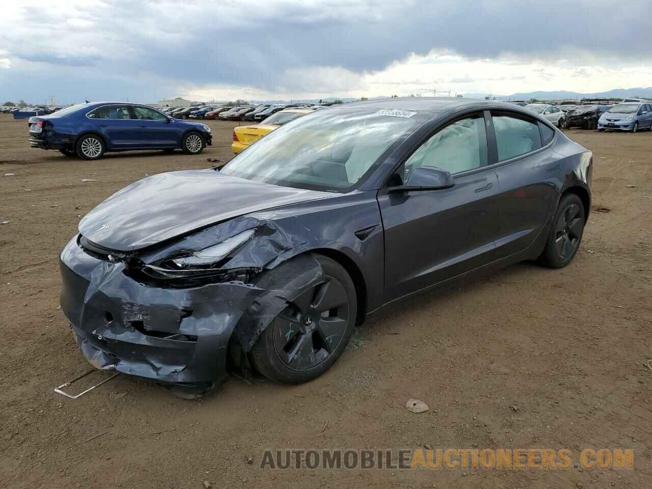 5YJ3E1EB3PF688411 TESLA MODEL 3 2023