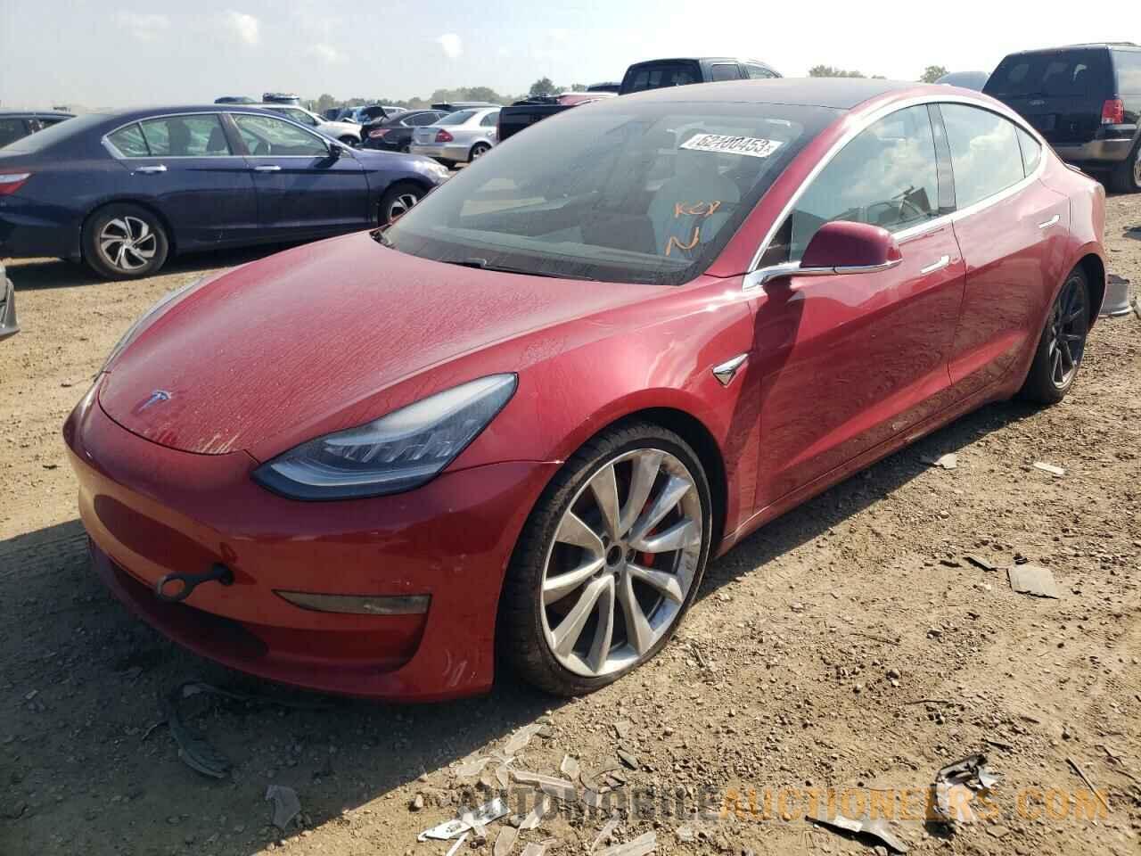 5YJ3E1EB4JF063376 TESLA MODEL 3 2018