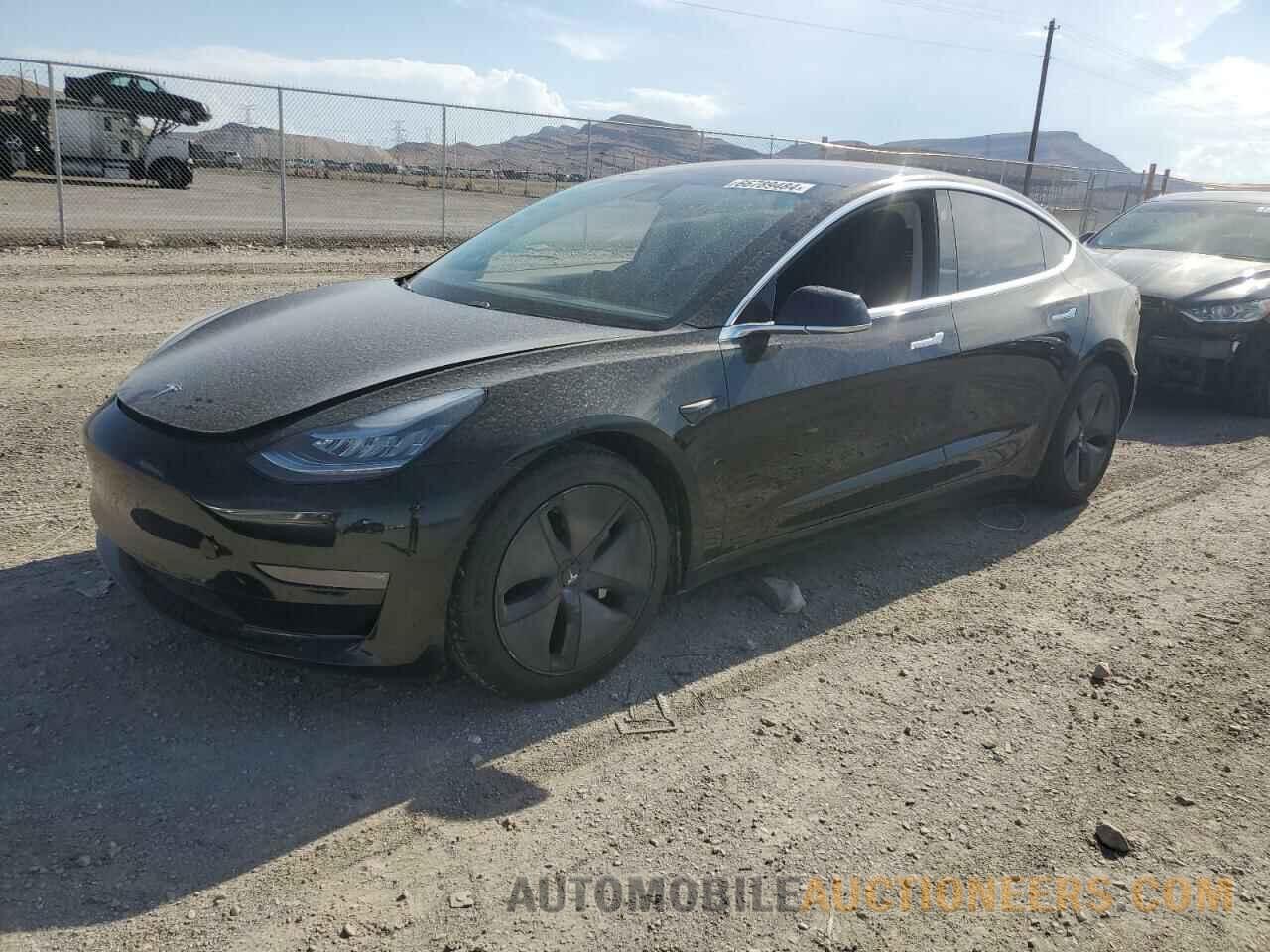 5YJ3E1EB4JF068352 TESLA MODEL 3 2018