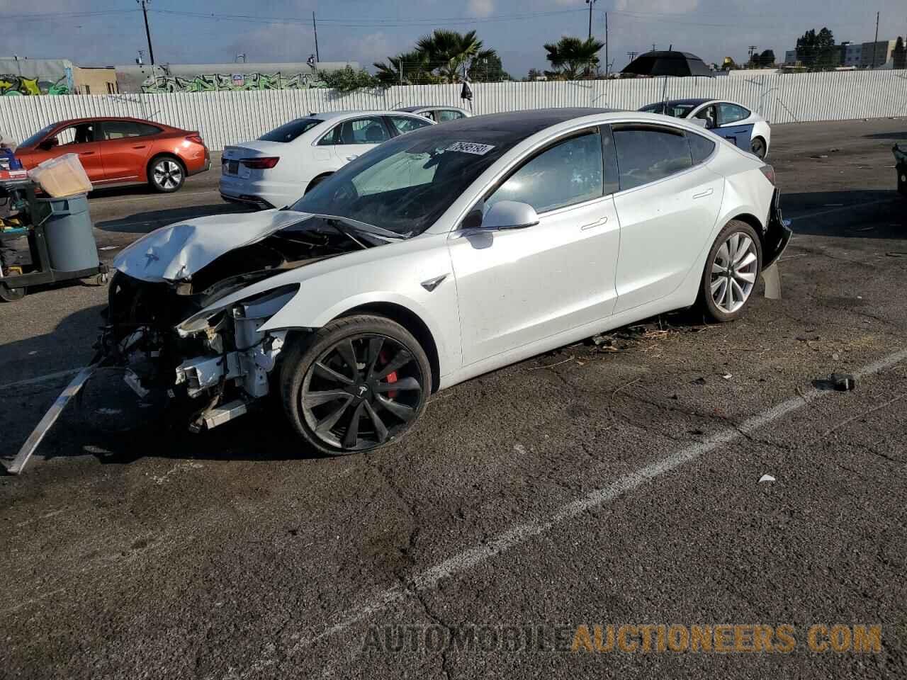 5YJ3E1EB4JF072546 TESLA MODEL 3 2018