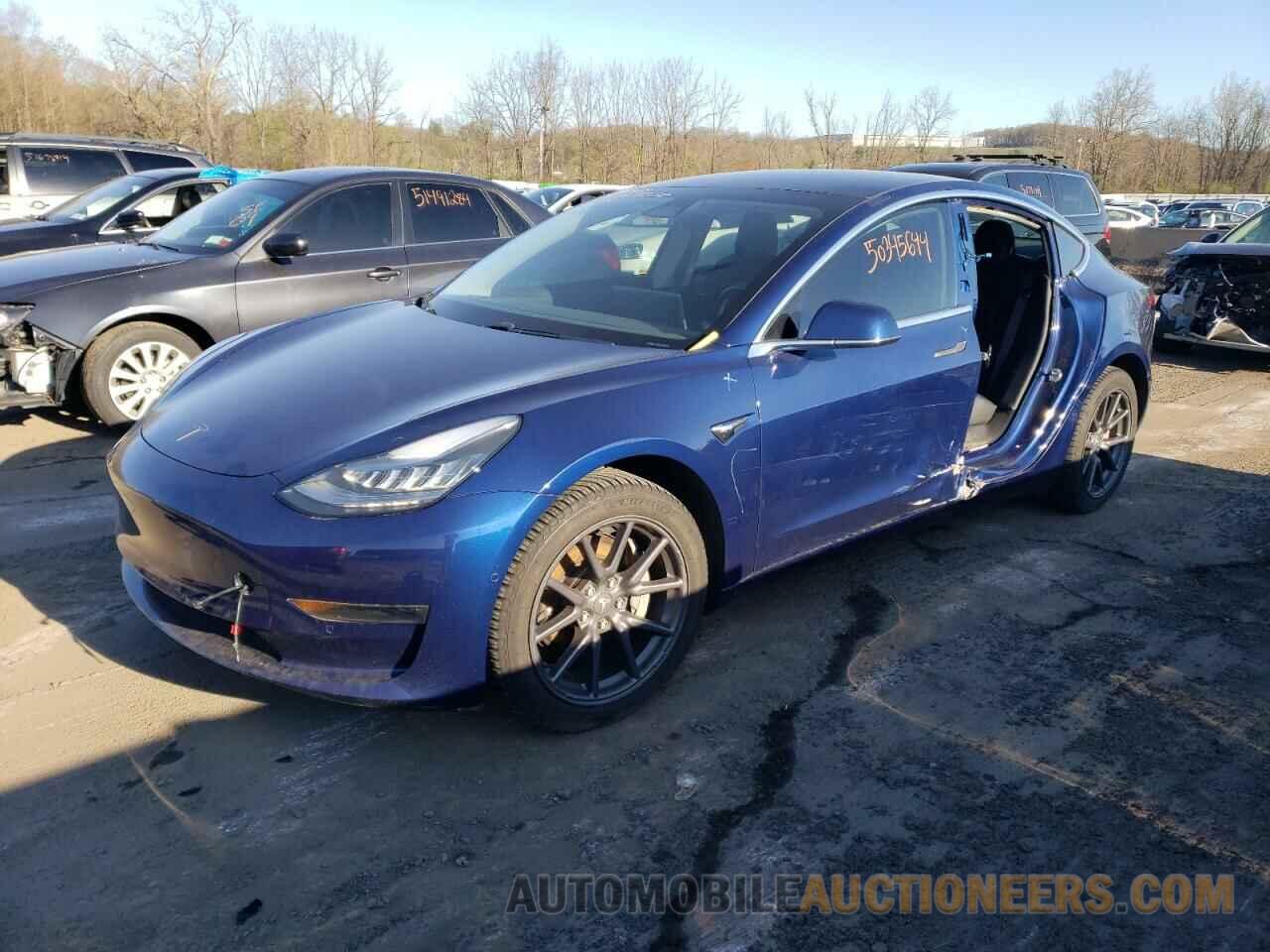 5YJ3E1EB4JF088259 TESLA MODEL 3 2018