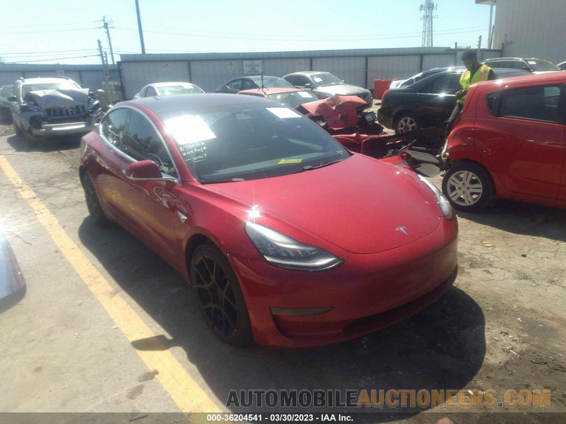 5YJ3E1EB4JF091582 TESLA MODEL 3 2018