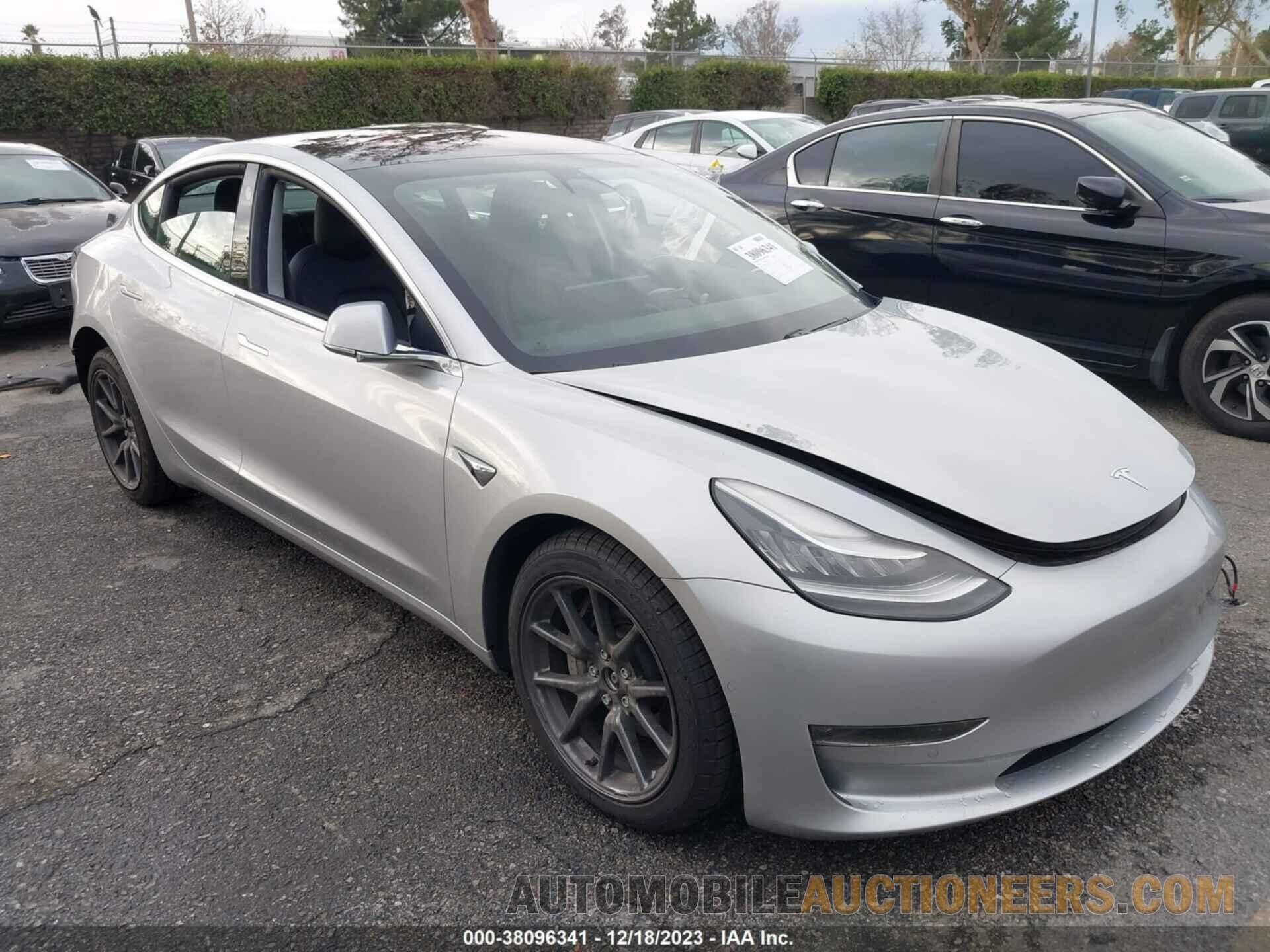 5YJ3E1EB4JF094160 TESLA MODEL 3 2018