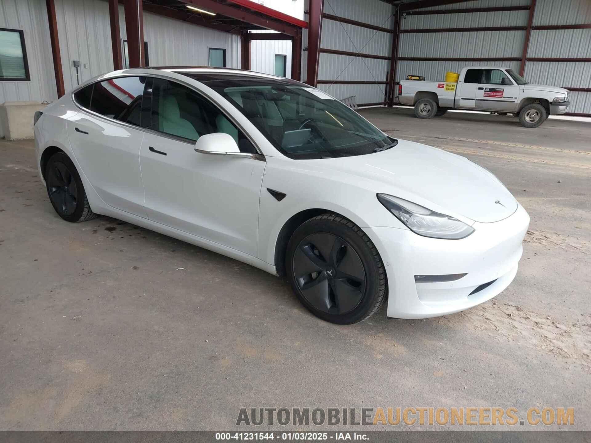 5YJ3E1EB4JF096748 TESLA MODEL 3 2018