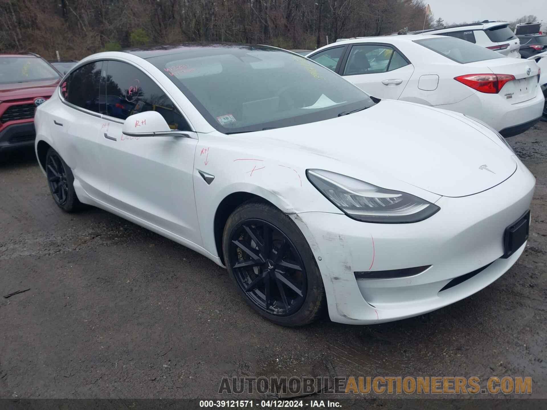 5YJ3E1EB4JF096832 TESLA MODEL 3 2018