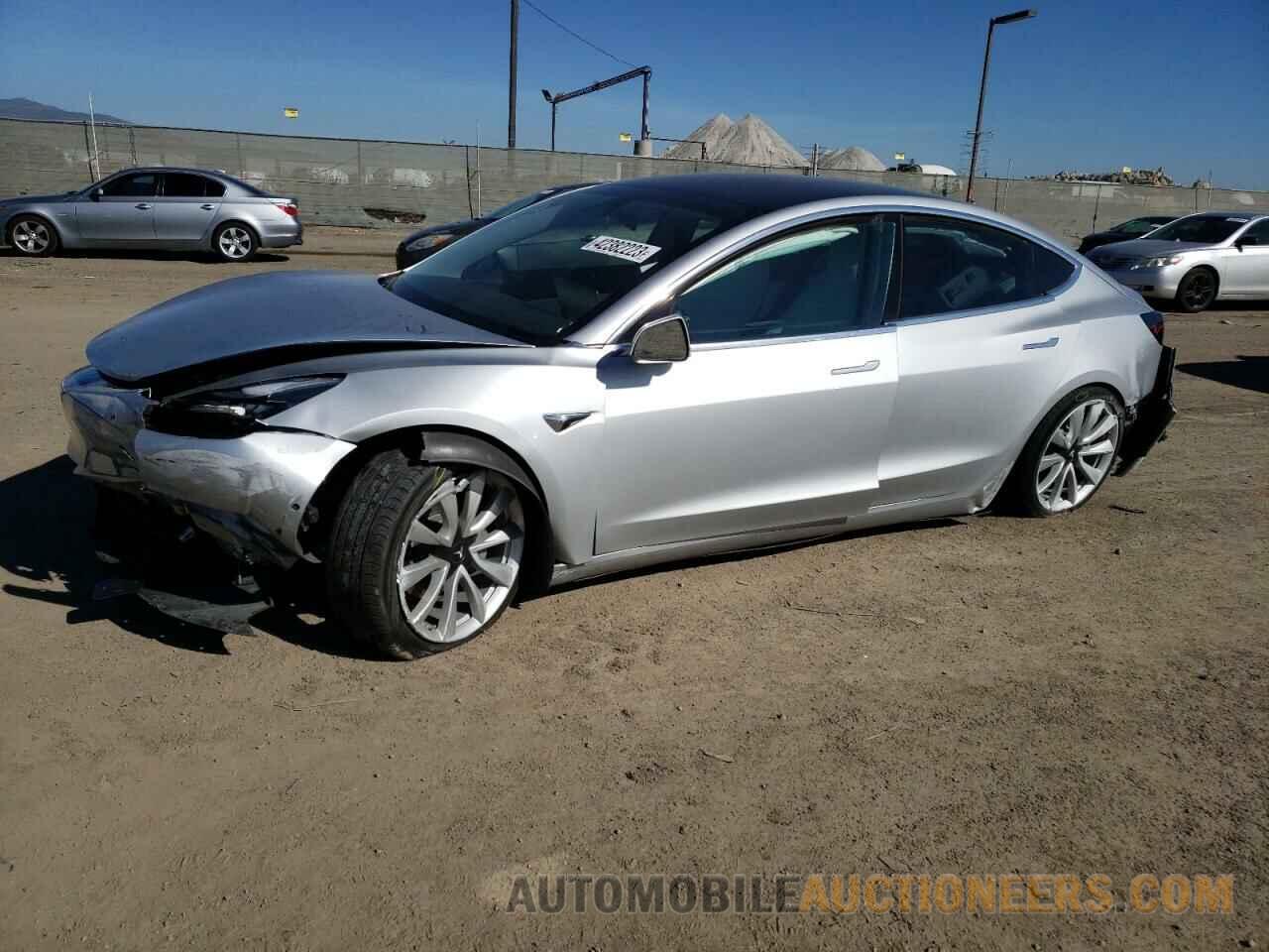 5YJ3E1EB4JF100068 TESLA MODEL 3 2018