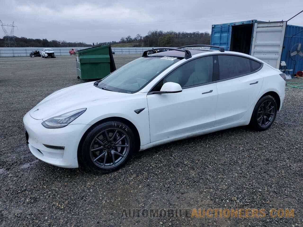 5YJ3E1EB4JF100135 TESLA MODEL 3 2018