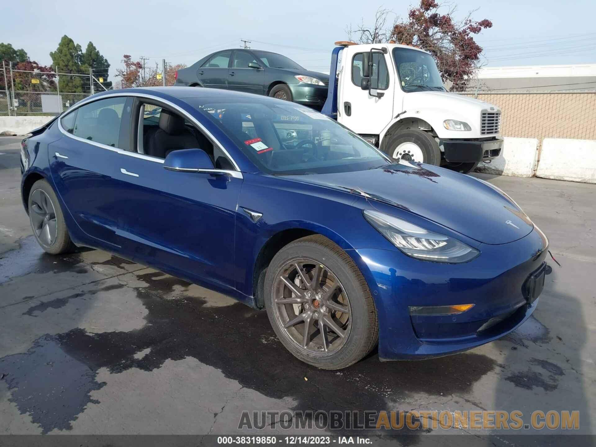 5YJ3E1EB4JF105027 TESLA MODEL 3 2018