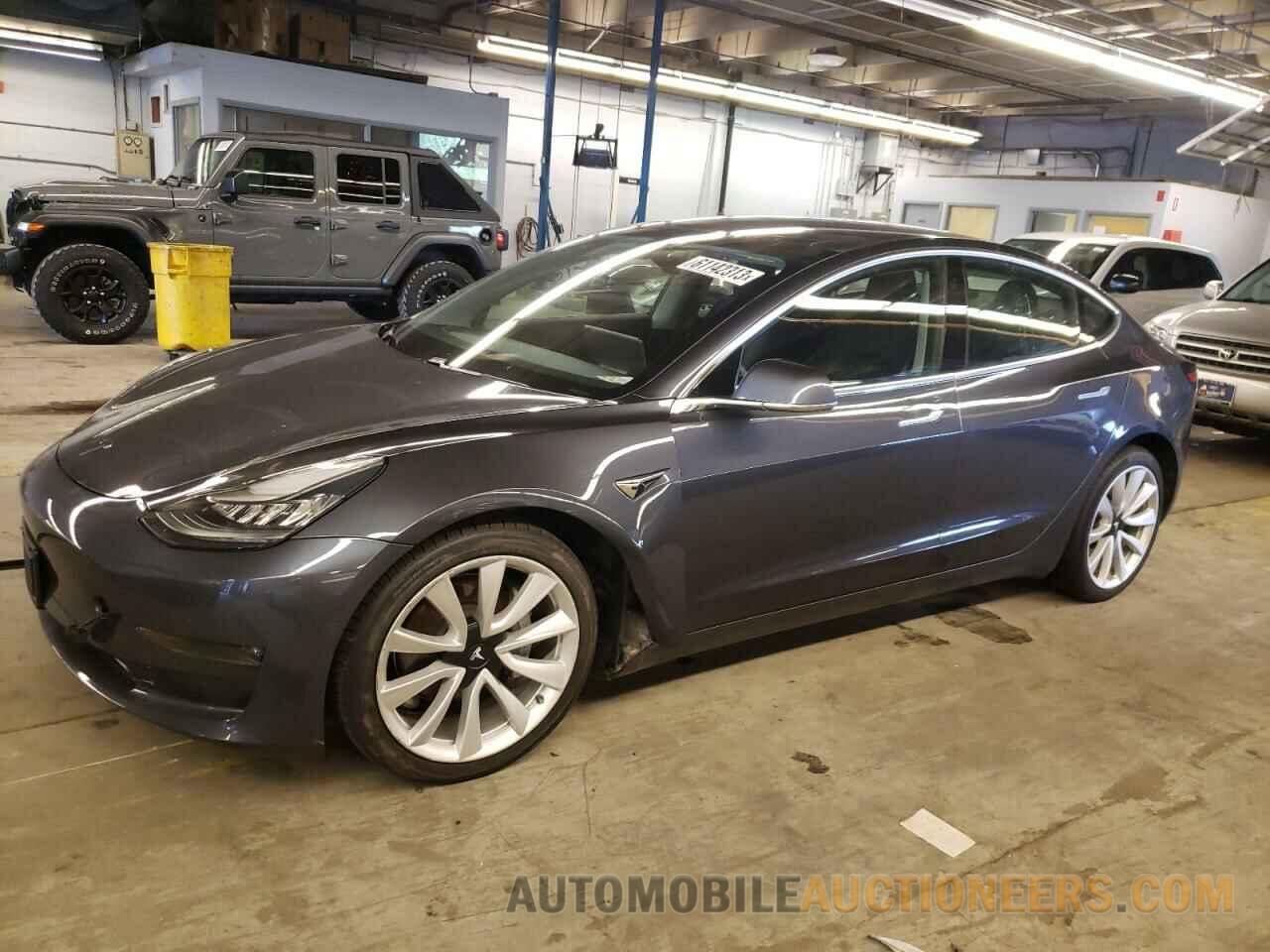 5YJ3E1EB4JF115797 TESLA MODEL 3 2018