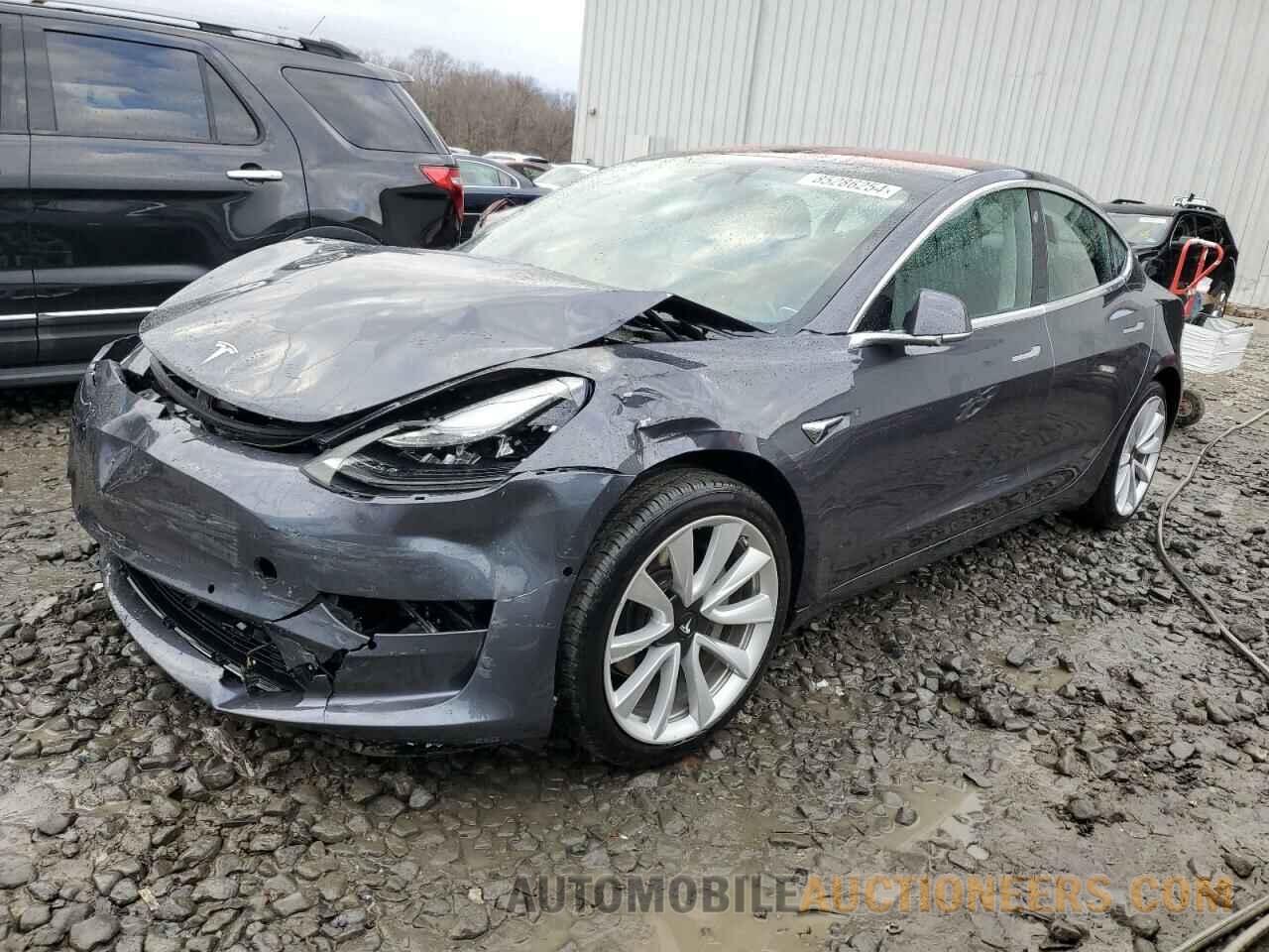 5YJ3E1EB4JF115802 TESLA MODEL 3 2018