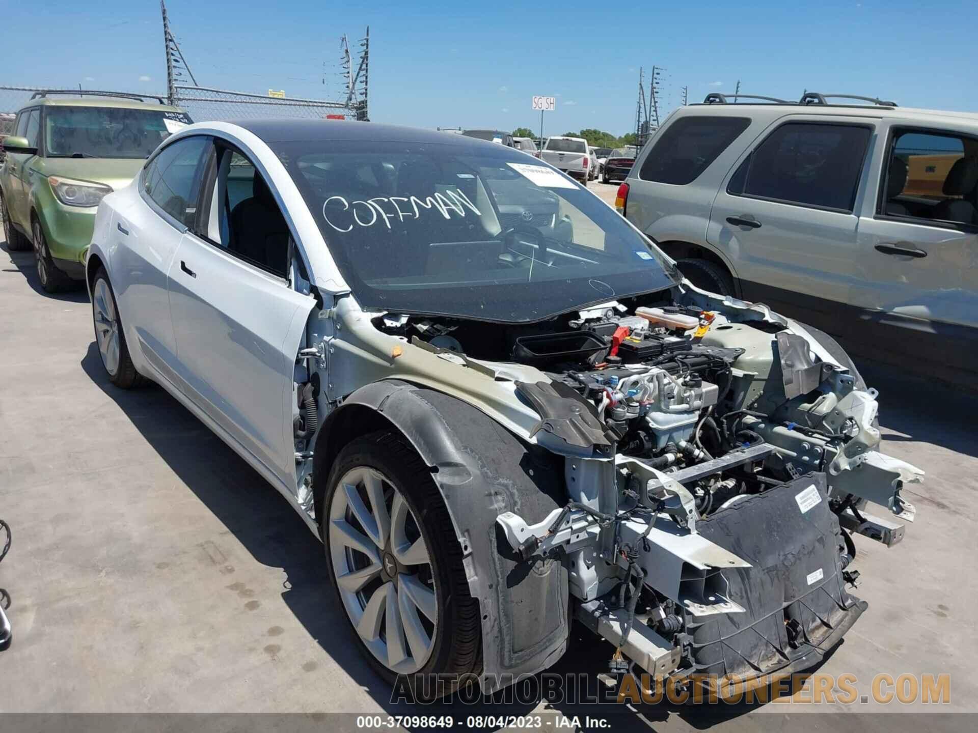 5YJ3E1EB4JF121941 TESLA MODEL 3 2018