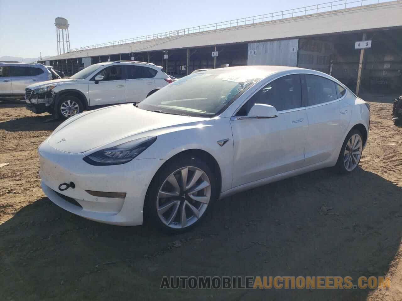 5YJ3E1EB4JF122507 TESLA MODEL 3 2018