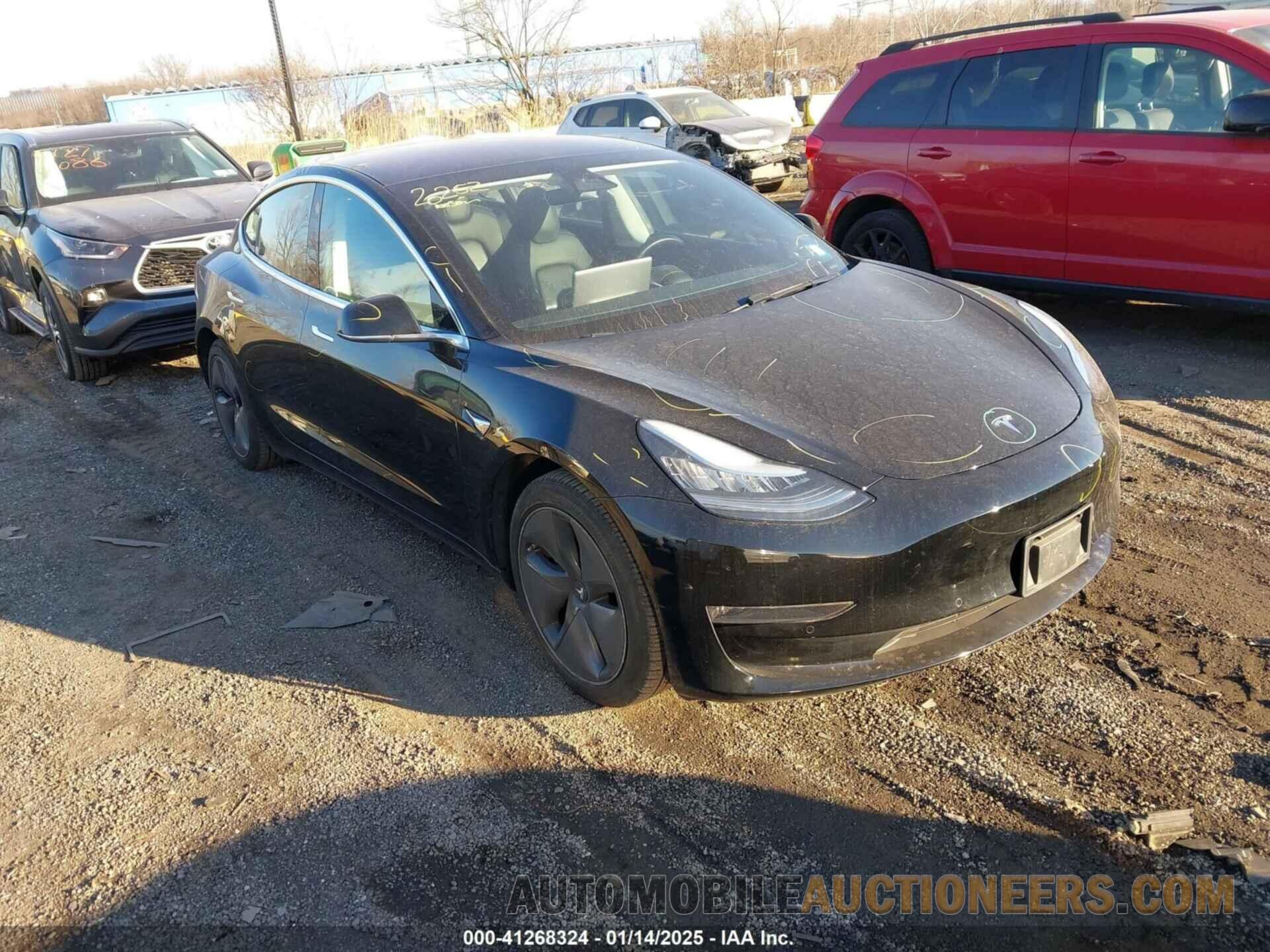 5YJ3E1EB4JF129764 TESLA MODEL 3 2018