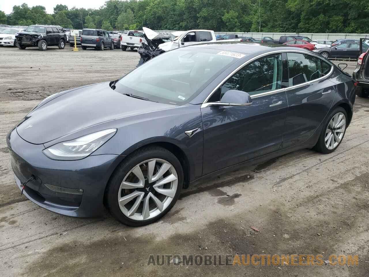 5YJ3E1EB4JF132695 TESLA MODEL 3 2018