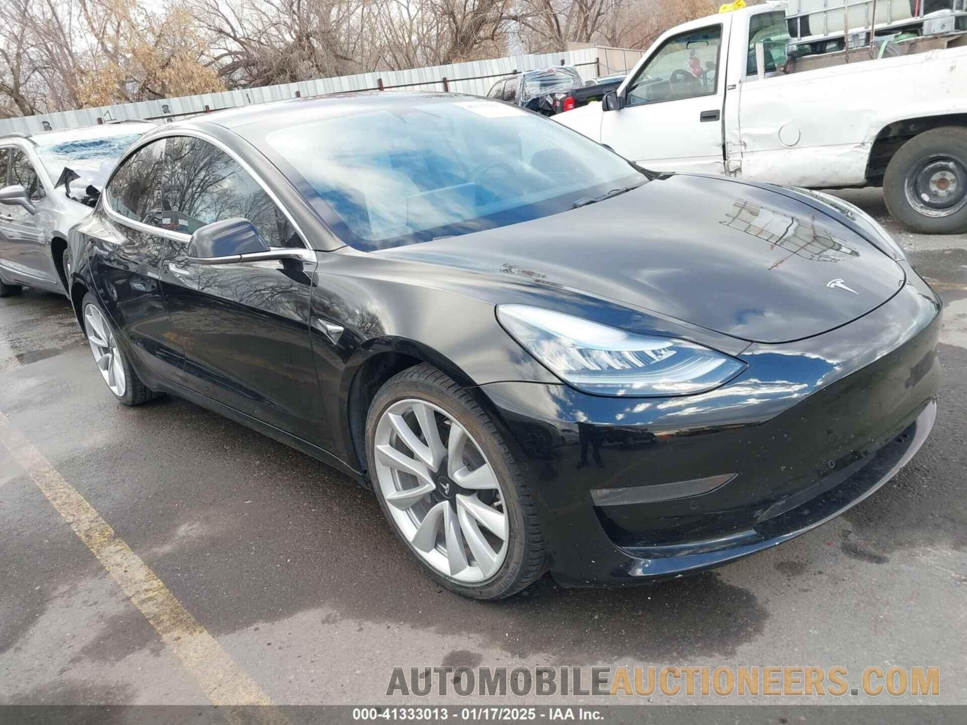 5YJ3E1EB4JF184246 TESLA MODEL 3 2018