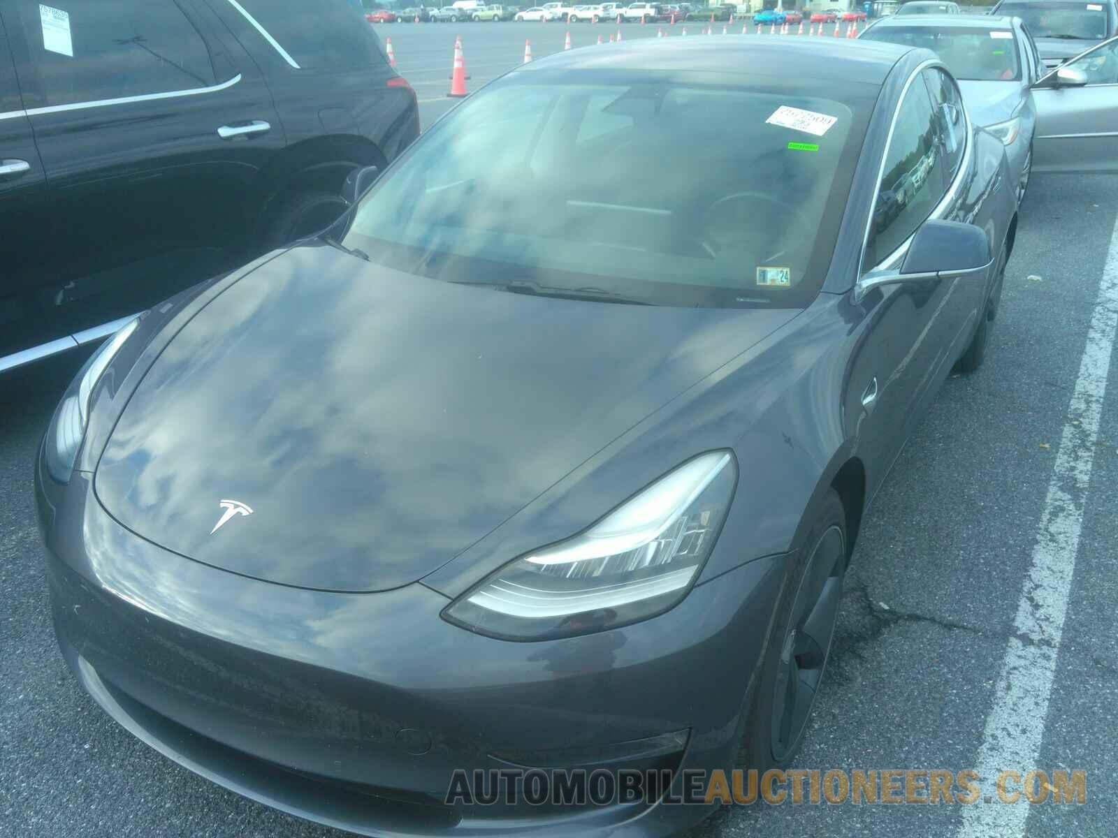 5YJ3E1EB4KF205789 Tesla Model 3 2019