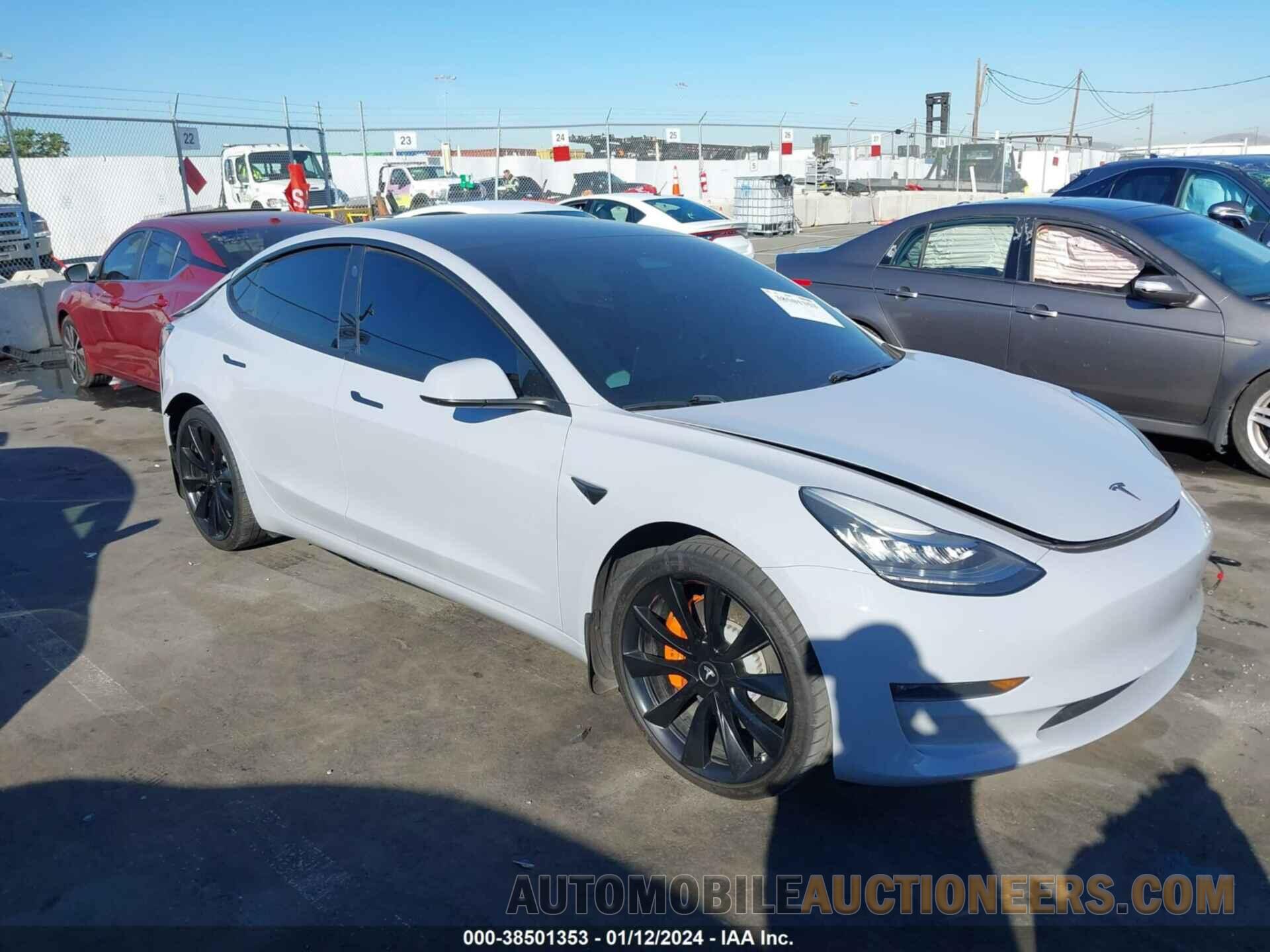 5YJ3E1EB4KF368149 TESLA MODEL 3 2019