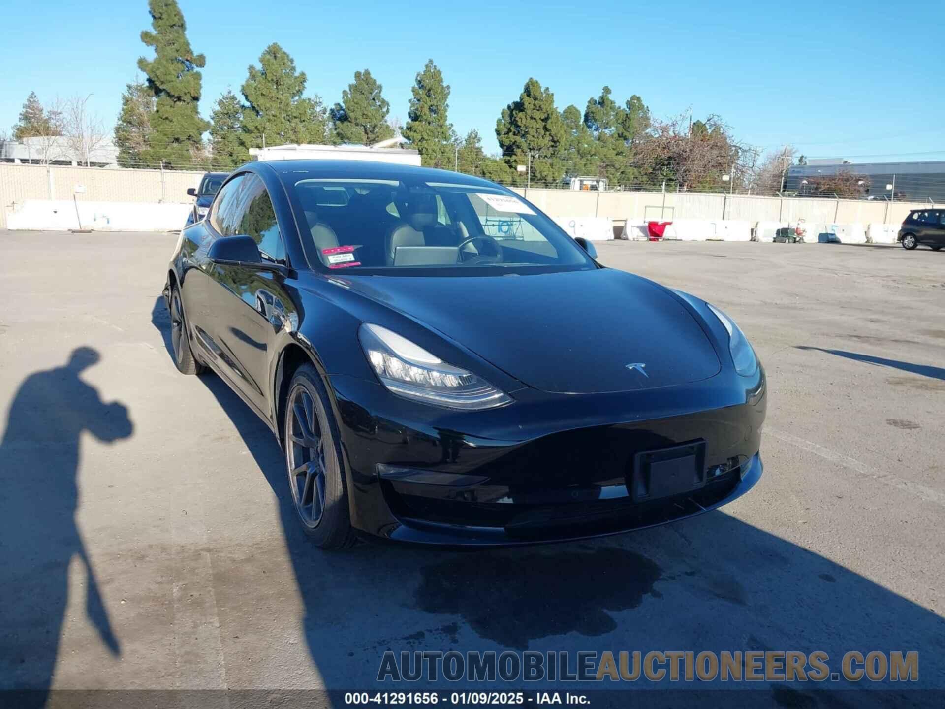 5YJ3E1EB4KF385274 TESLA MODEL 3 2019