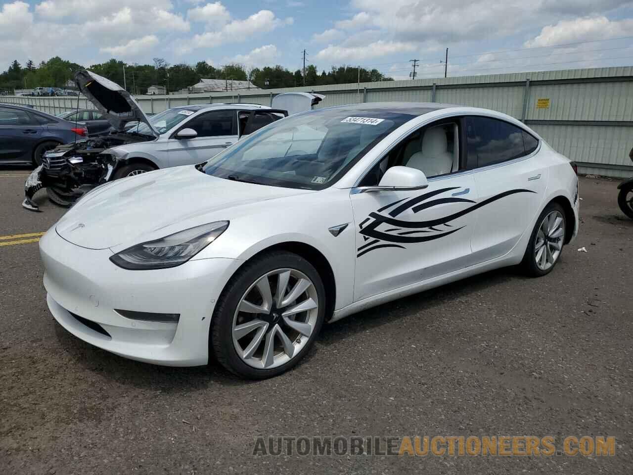 5YJ3E1EB4KF392435 TESLA MODEL 3 2019