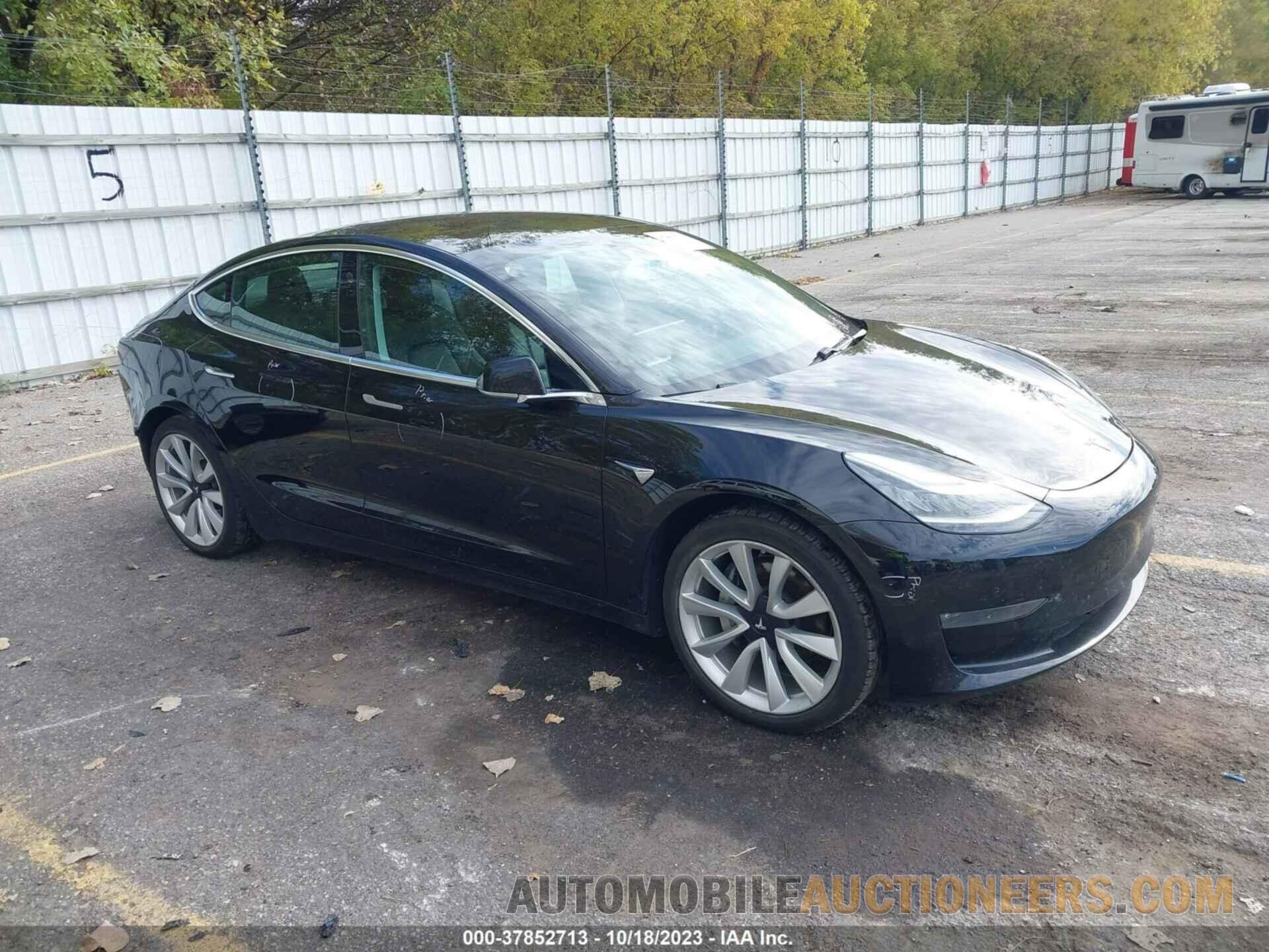 5YJ3E1EB4KF418449 TESLA MODEL 3 2019