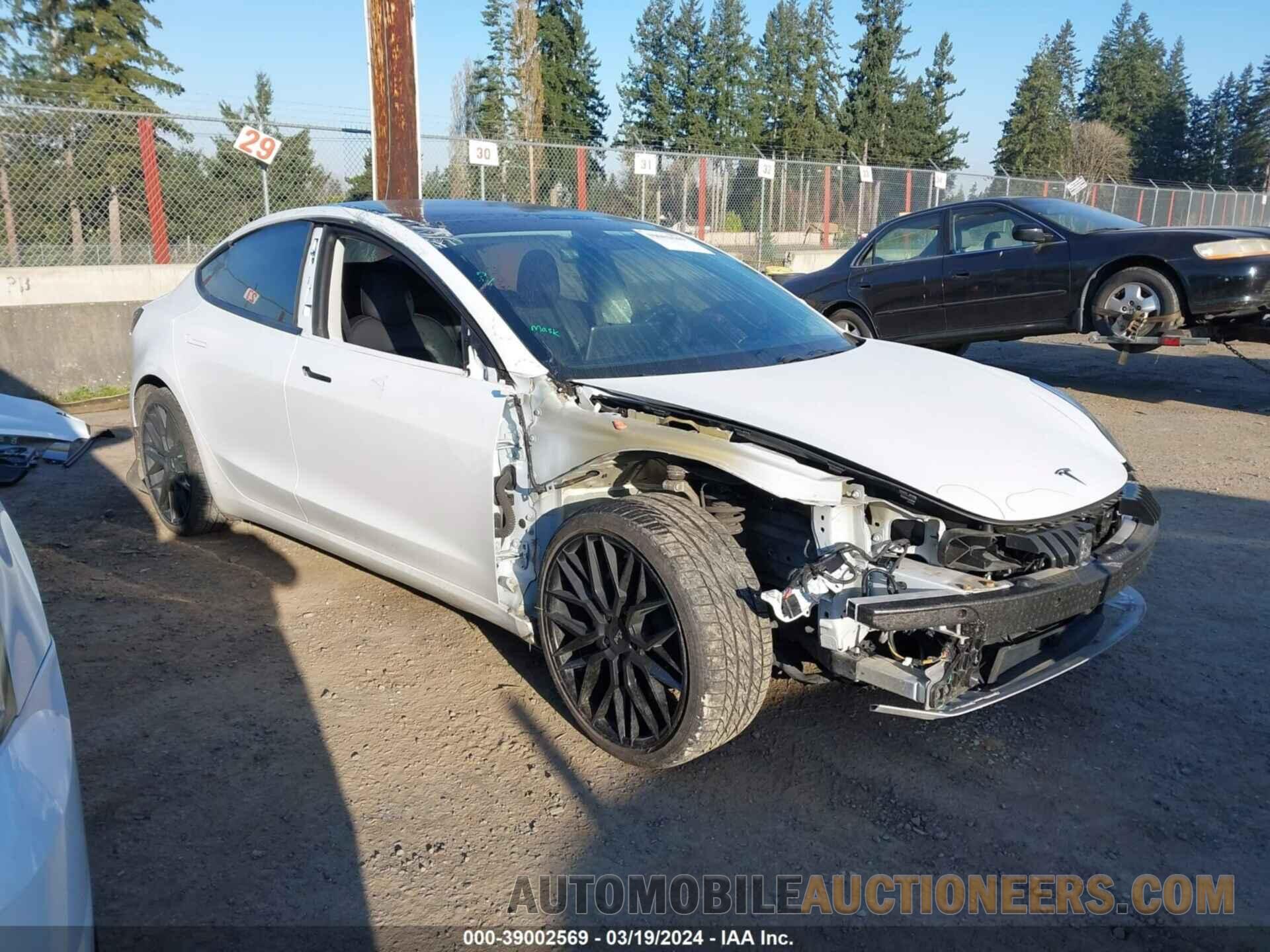 5YJ3E1EB4KF494267 TESLA MODEL 3 2019