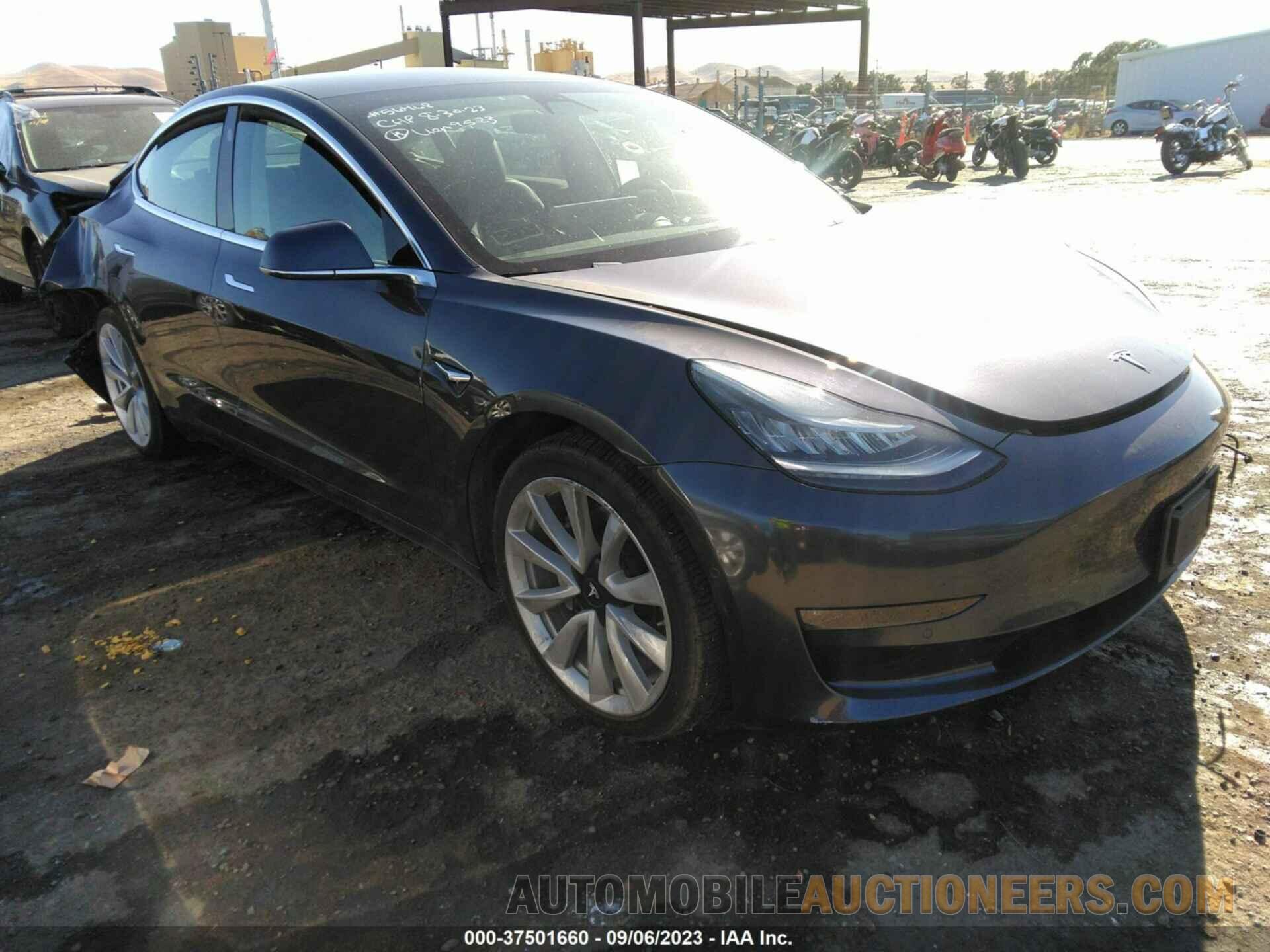 5YJ3E1EB4KF517627 TESLA MODEL 3 2019