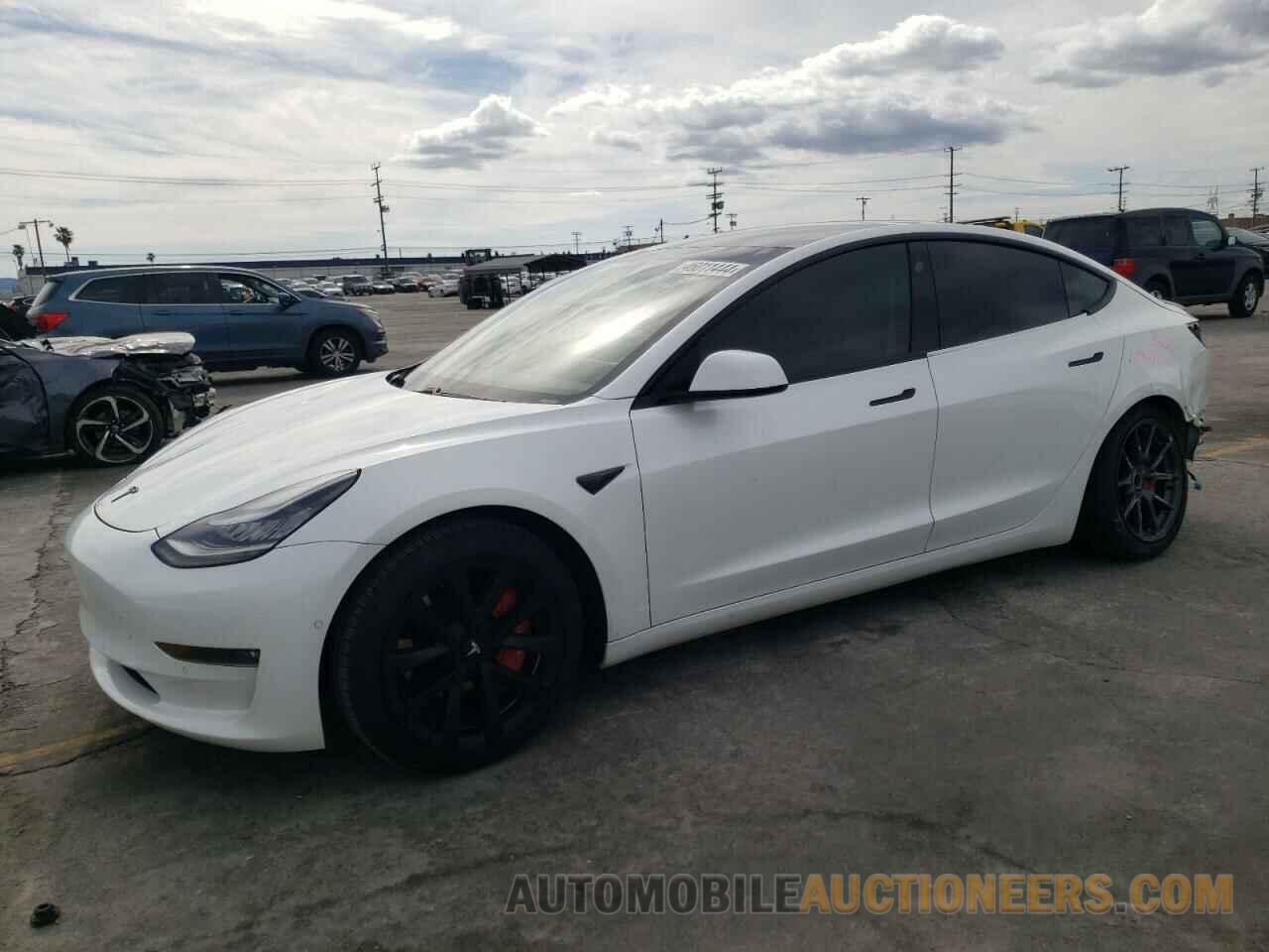 5YJ3E1EB4LF628230 TESLA MODEL 3 2020