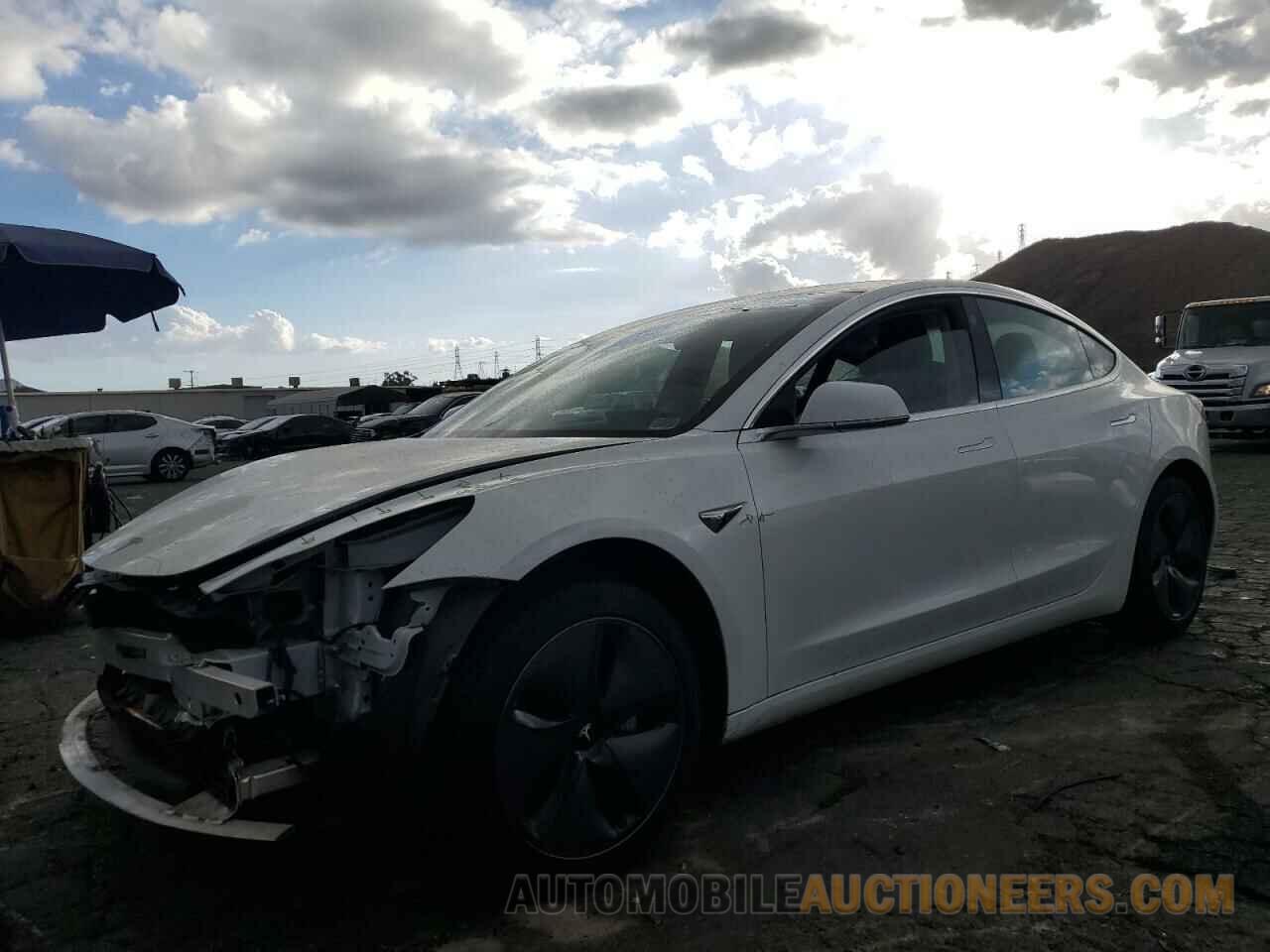 5YJ3E1EB4LF637168 TESLA MODEL 3 2020