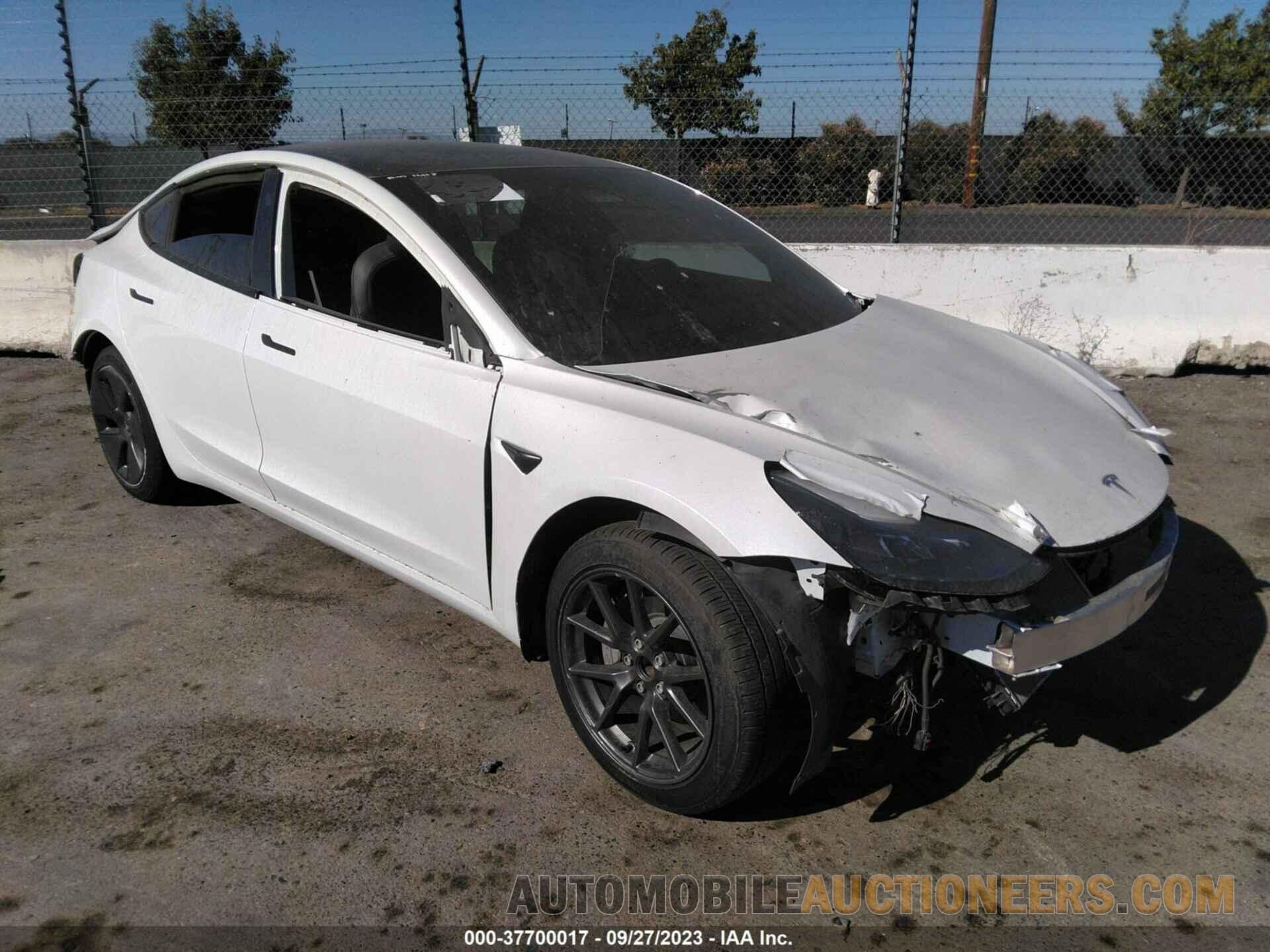 5YJ3E1EB4MF083793 TESLA MODEL 3 2021