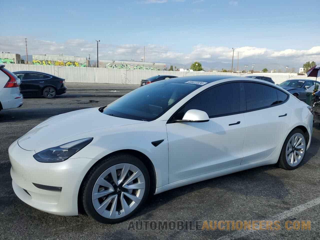 5YJ3E1EB4MF879797 TESLA MODEL 3 2021