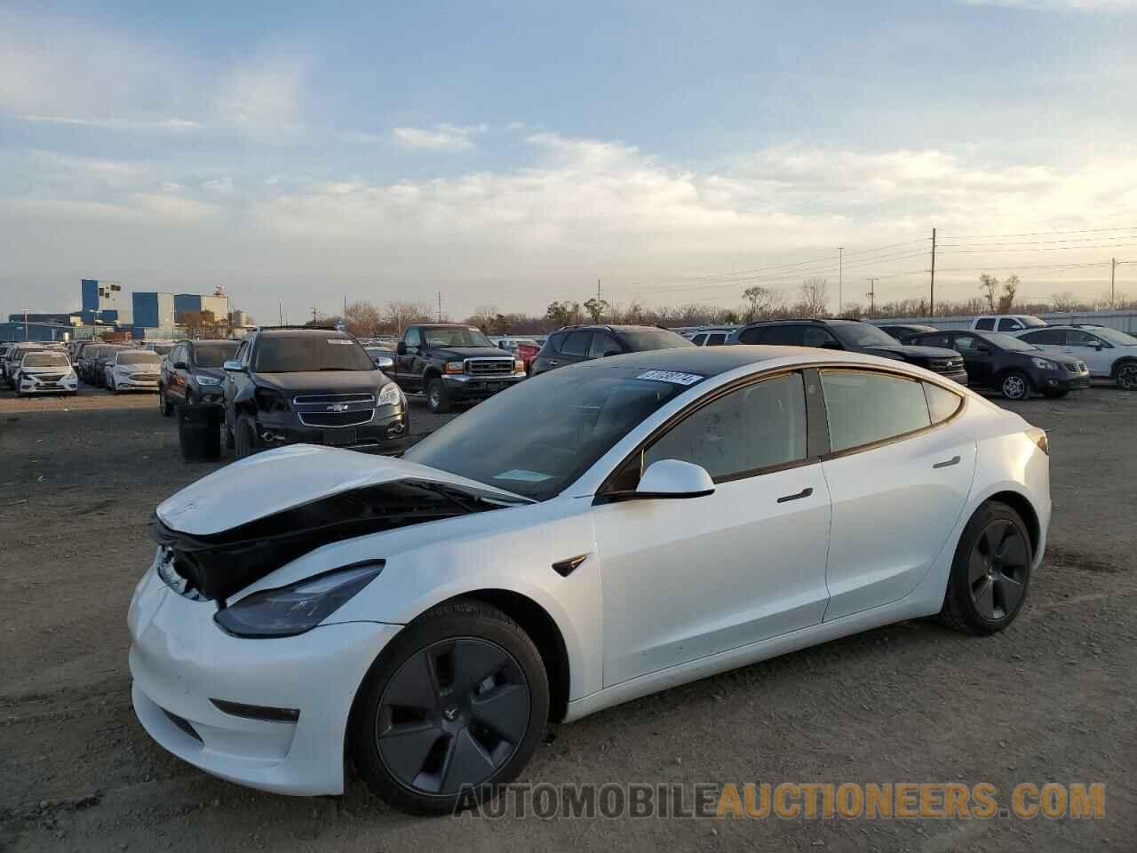 5YJ3E1EB4MF928299 TESLA MODEL 3 2021