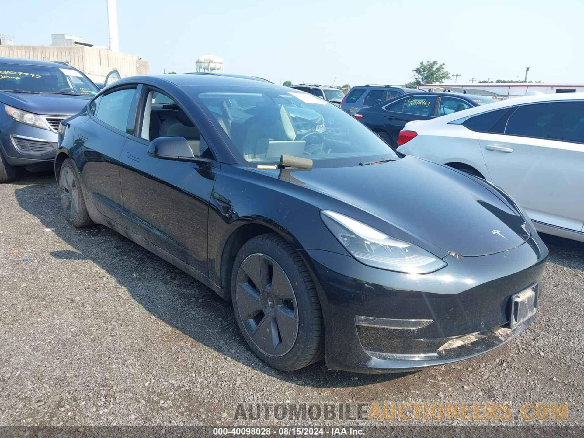 5YJ3E1EB4NF106457 TESLA MODEL 3 2022