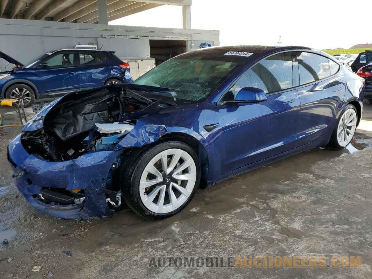 5YJ3E1EB4NF114686 TESLA MODEL 3 2022