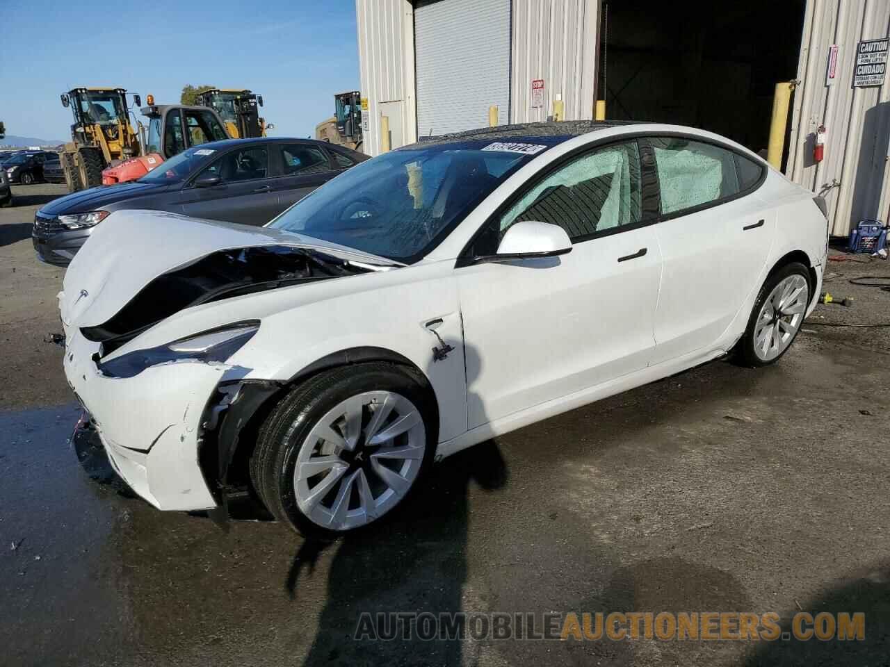 5YJ3E1EB4NF144187 TESLA MODEL 3 2022