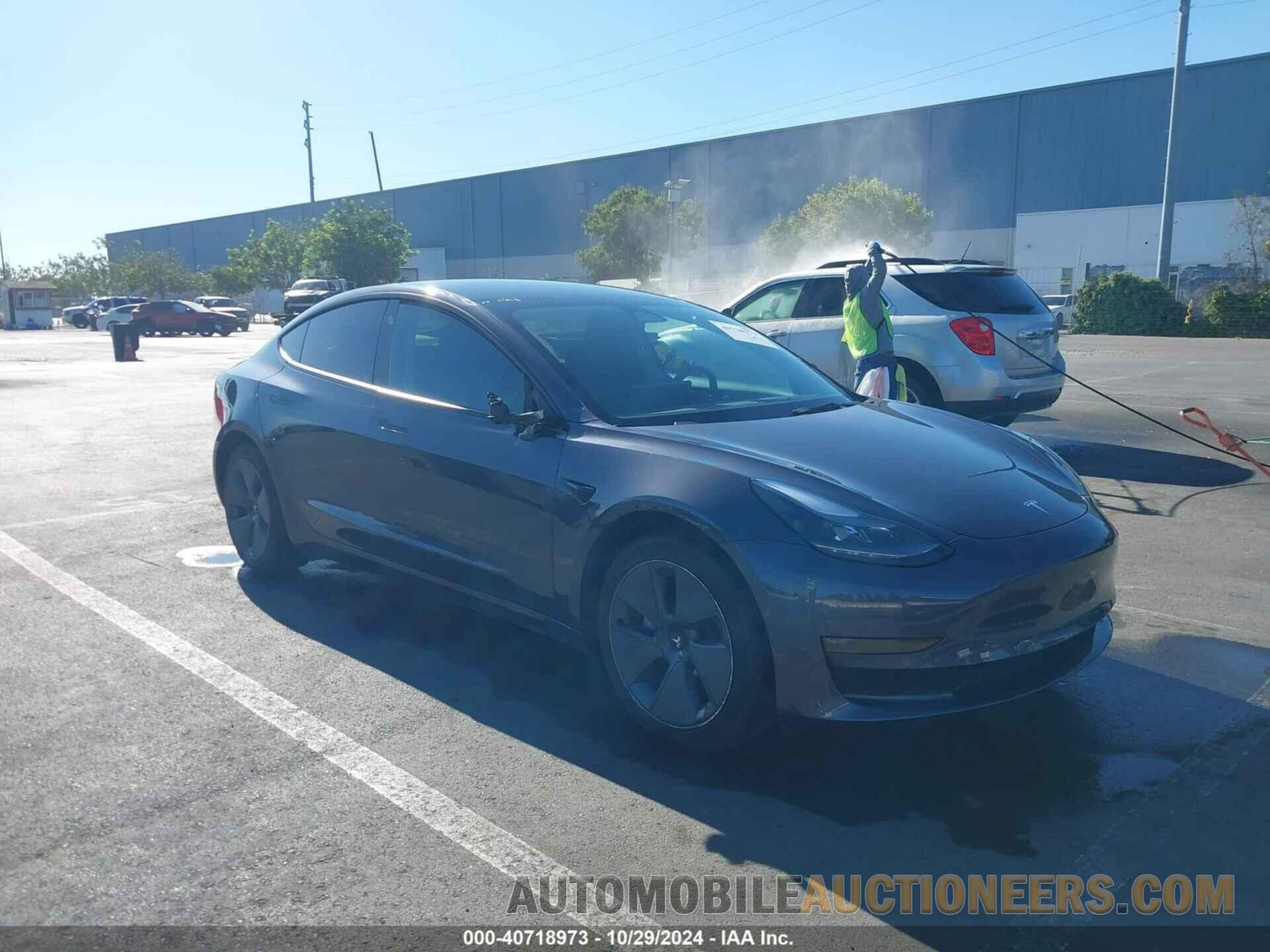 5YJ3E1EB4NF171860 TESLA MODEL 3 2022