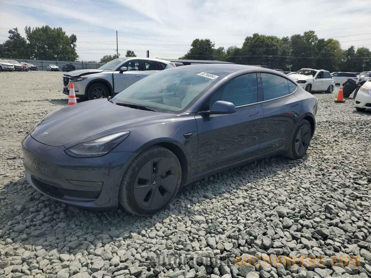 5YJ3E1EB4NF180395 TESLA MODEL 3 2022