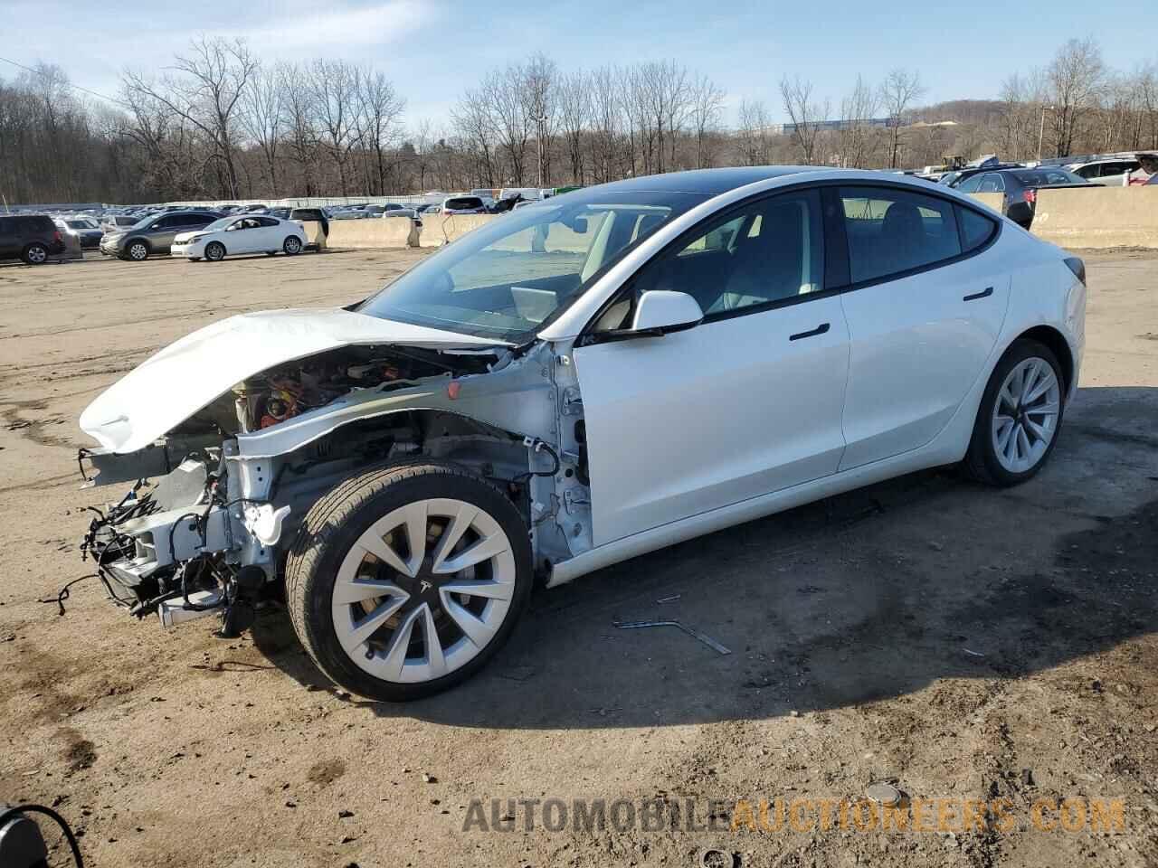 5YJ3E1EB4NF181045 TESLA MODEL 3 2022