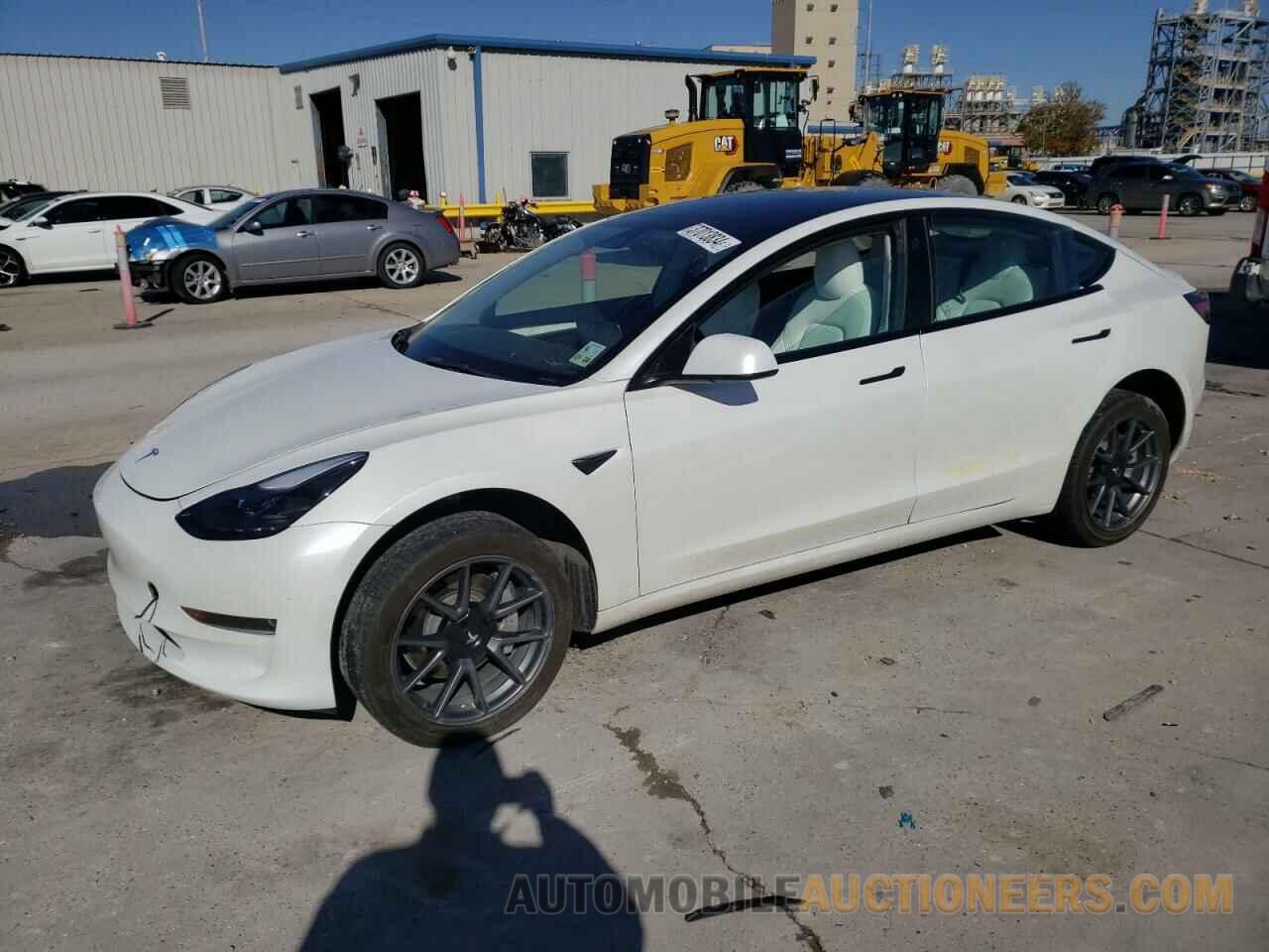 5YJ3E1EB4NF233872 TESLA MODEL 3 2022