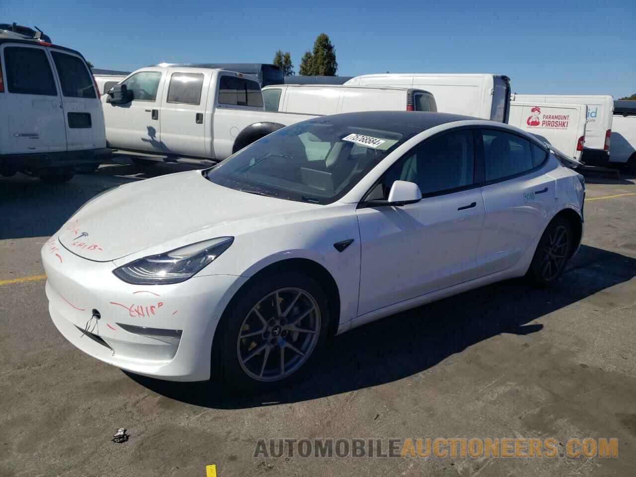 5YJ3E1EB4NF243060 TESLA MODEL 3 2022