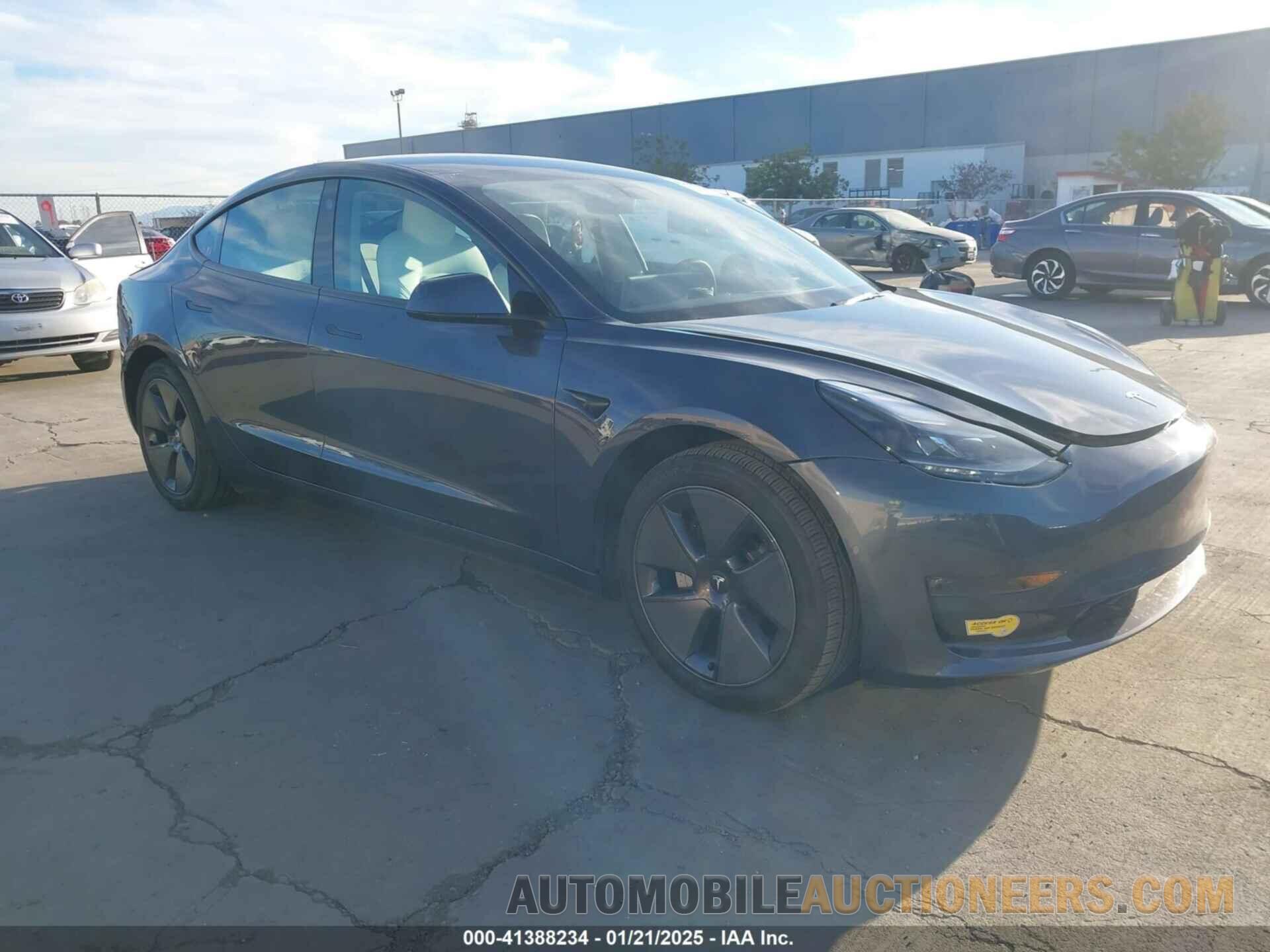 5YJ3E1EB4NF293635 TESLA MODEL 3 2022