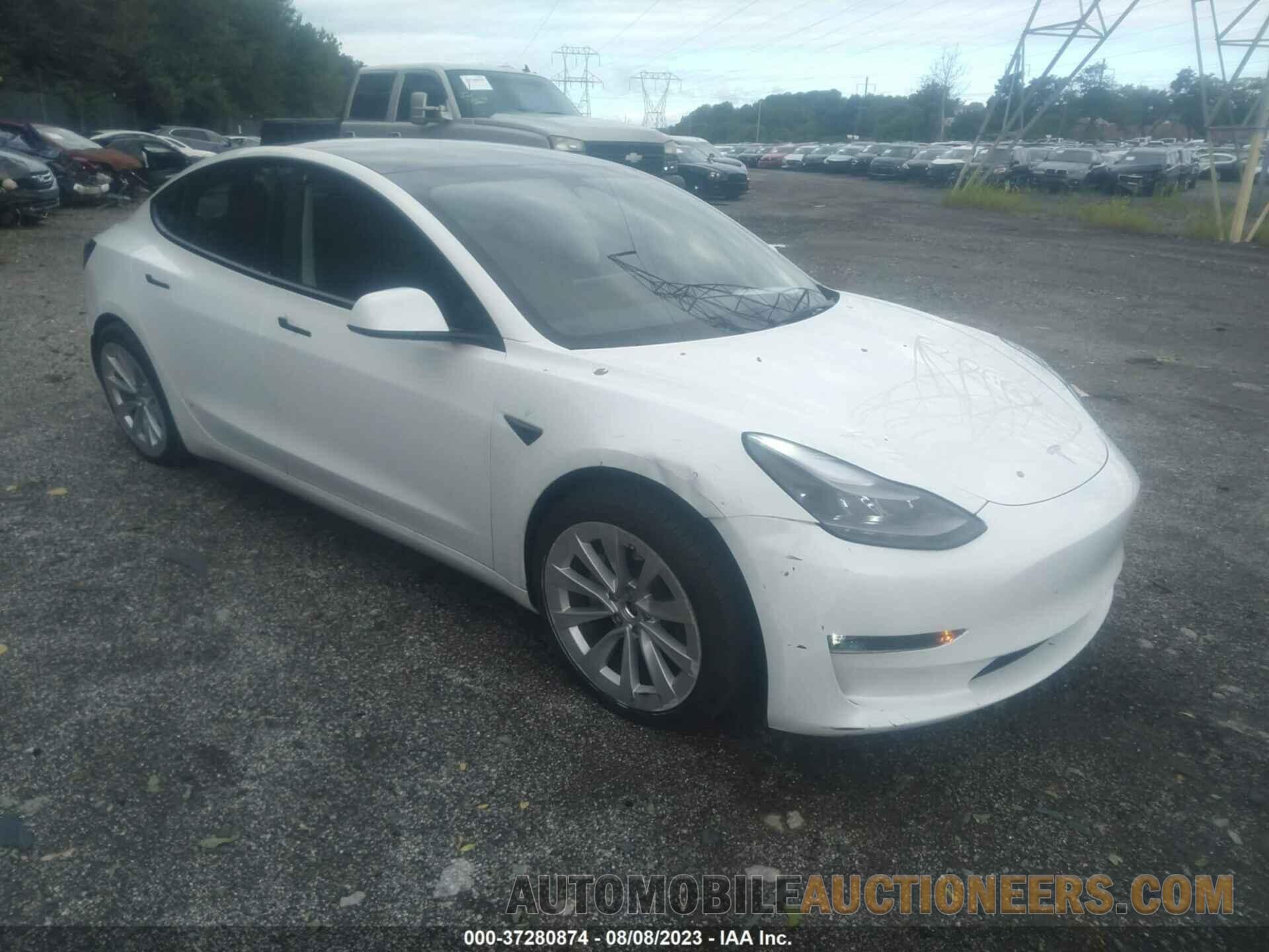 5YJ3E1EB4NF364266 TESLA MODEL 3 2022