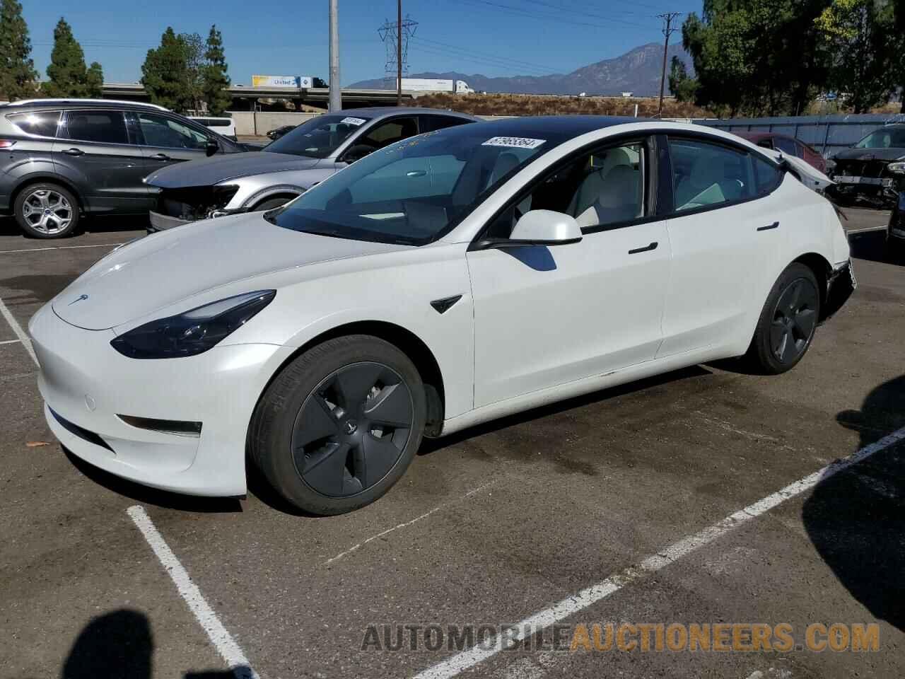 5YJ3E1EB4PF598863 TESLA MODEL 3 2023