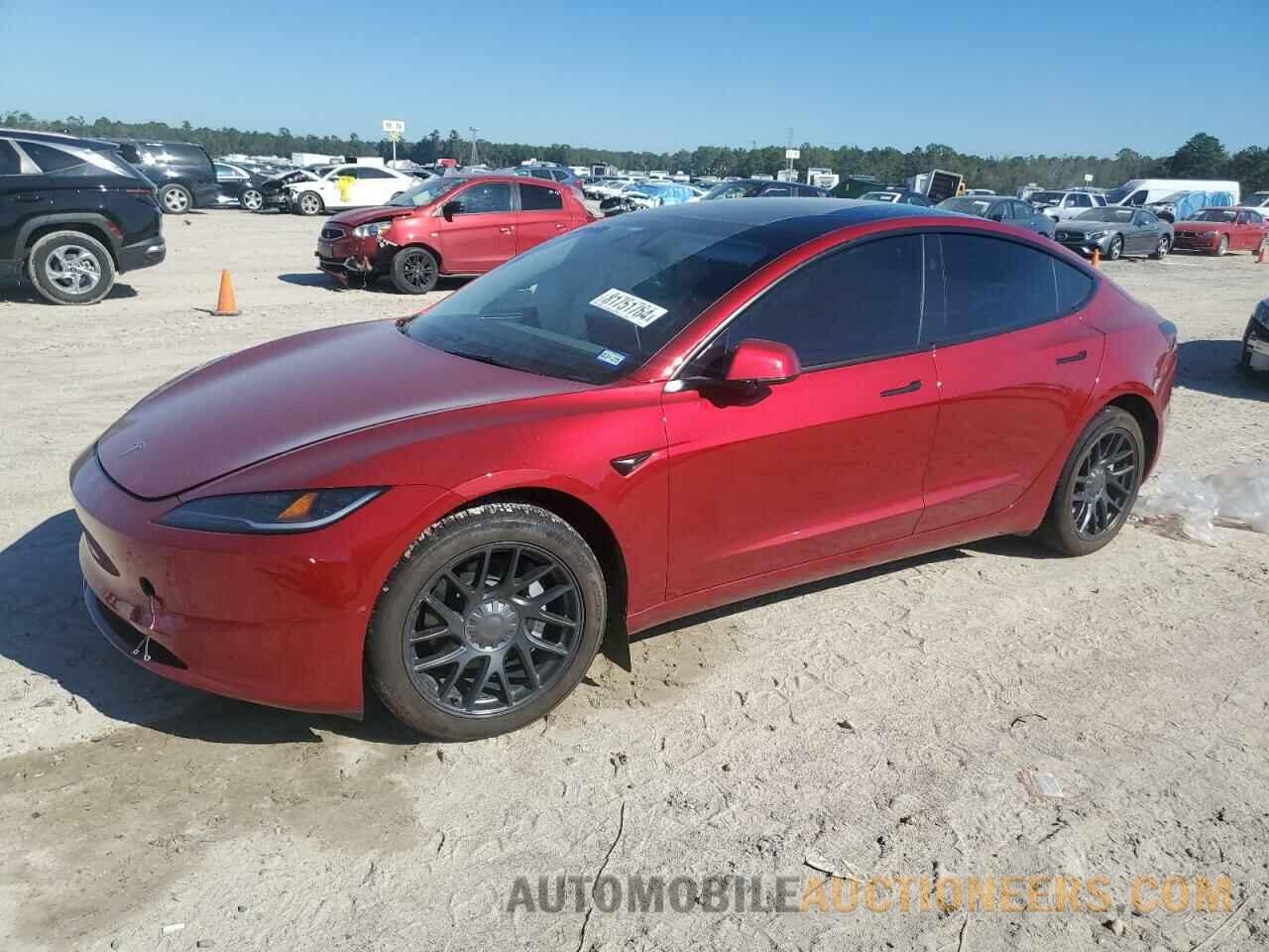 5YJ3E1EB4RF737795 TESLA MODEL 3 2024