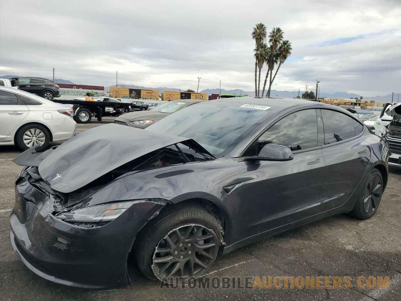 5YJ3E1EB4RF760266 TESLA MODEL 3 2024