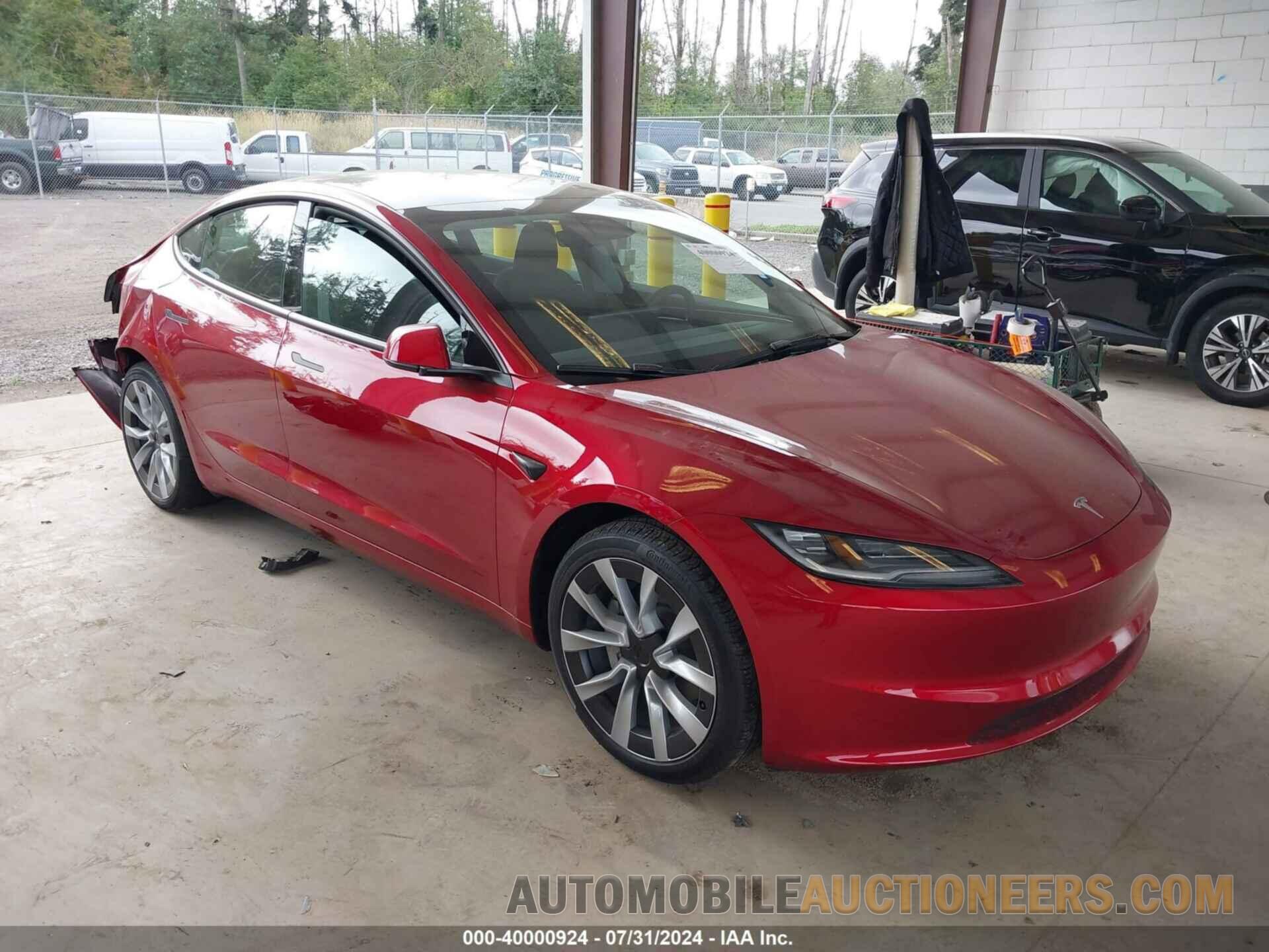 5YJ3E1EB4RF768755 TESLA MODEL 3 2024