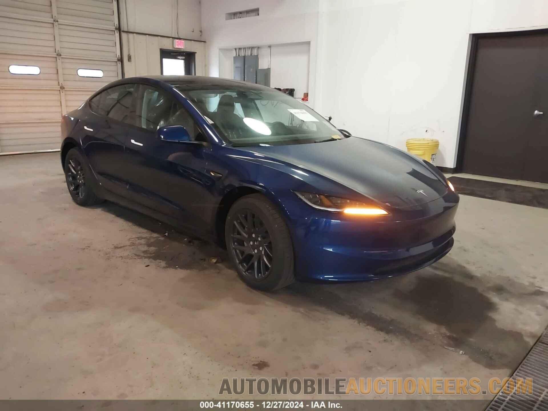 5YJ3E1EB4RF790335 TESLA MODEL 3 2024