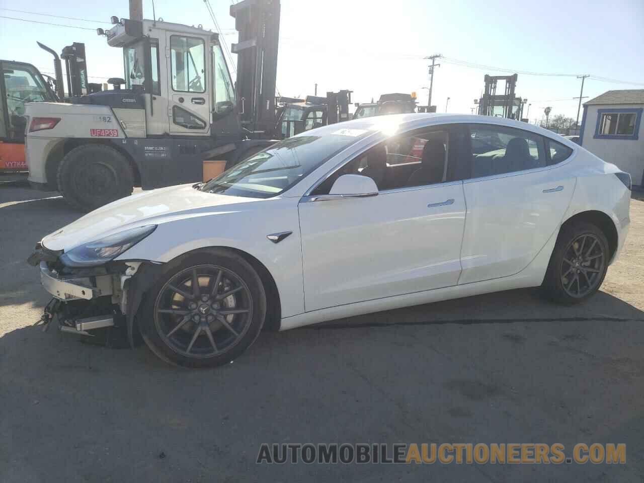 5YJ3E1EB5JF054654 TESLA MODEL 3 2018