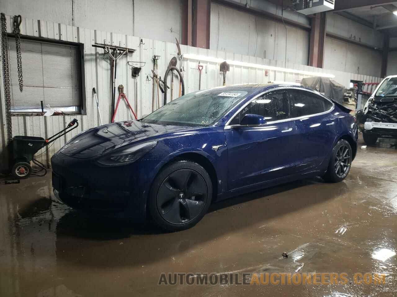 5YJ3E1EB5JF064942 TESLA MODEL 3 2018